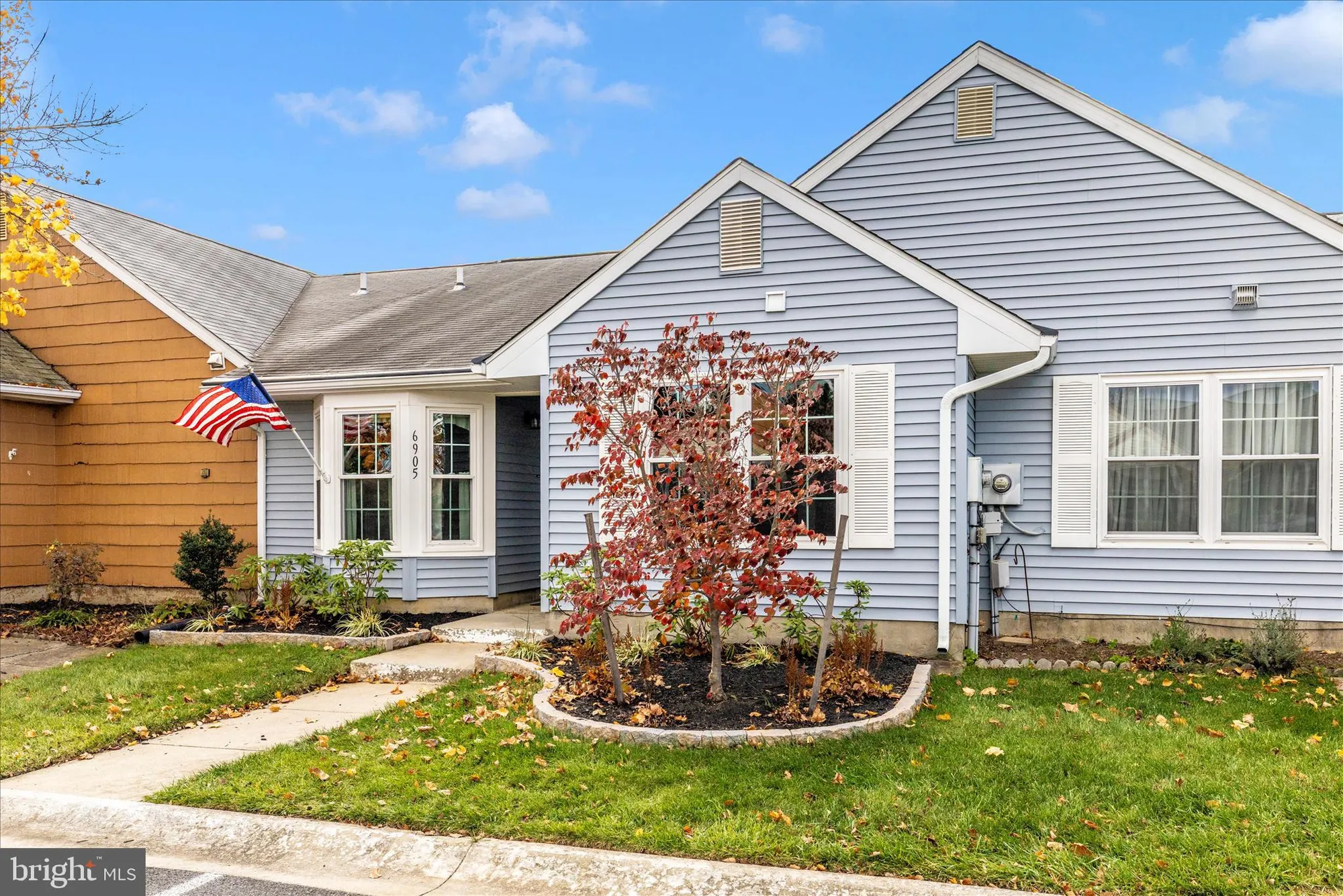 Property Slideshow image 4 of 54 | 6905 chokeberry ct, Frederick, MD, 21703