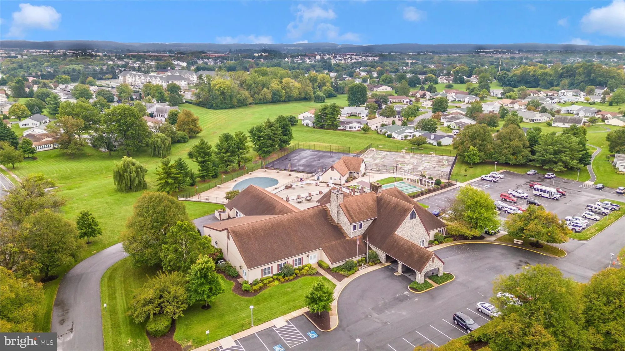 Property Slideshow image 49 of 54 | 6905 chokeberry ct, Frederick, MD, 21703