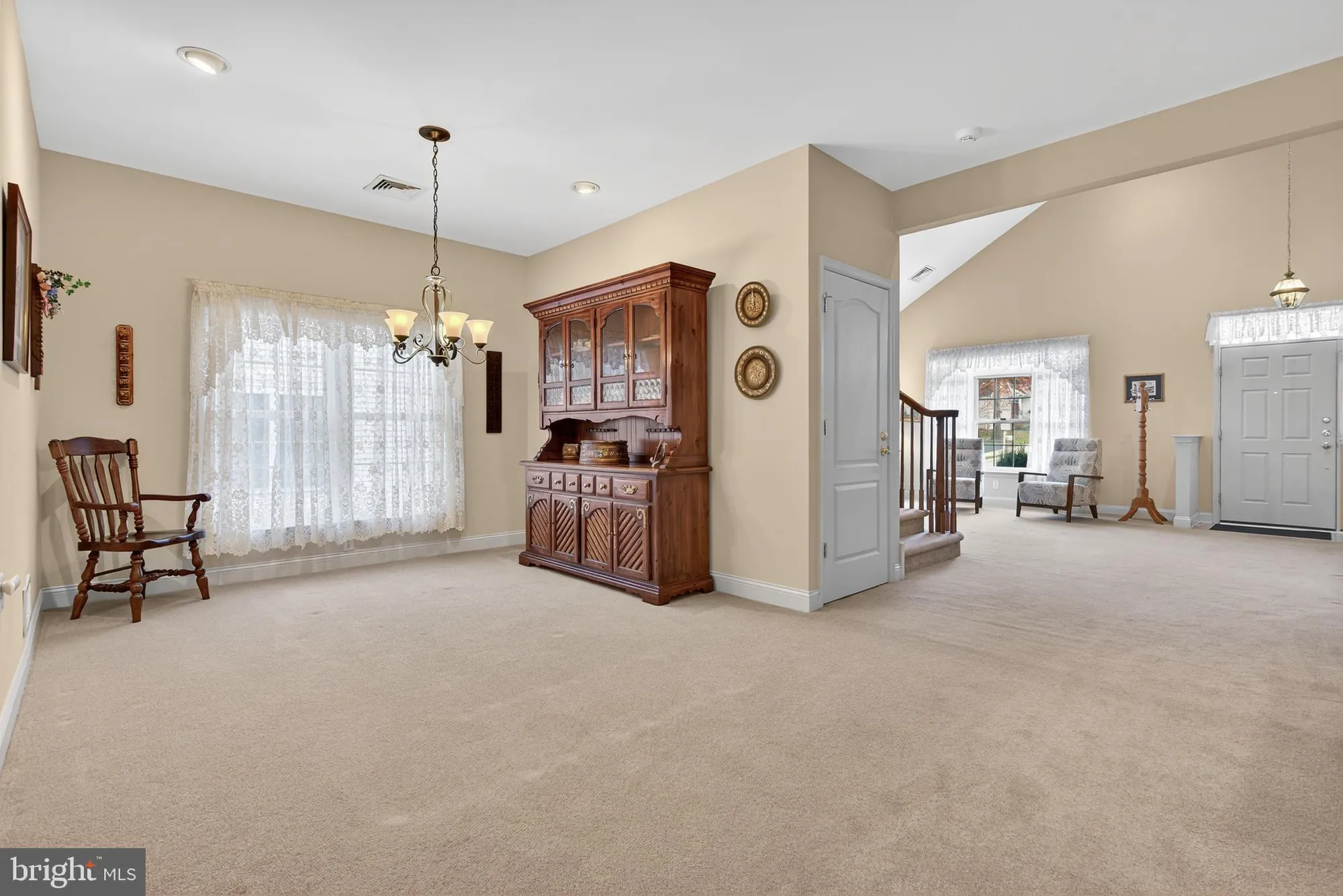 Property Slideshow image 8 of 51 | 1832 mercers ml, Lancaster, PA, 17601