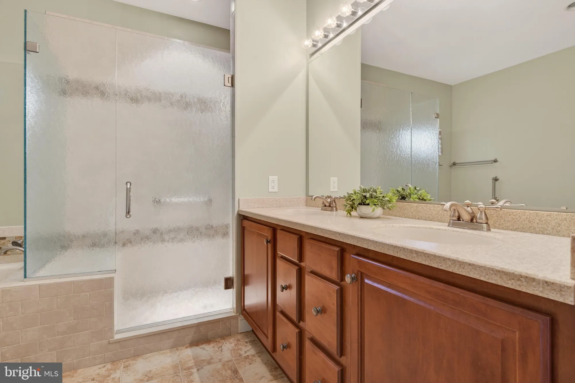 Property Slideshow image 18 of 51 | 1832 mercers ml, Lancaster, PA, 17601