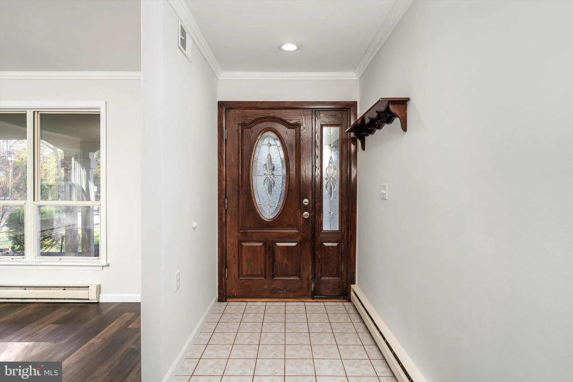Property Slideshow image 3 of 28 | 48 dunstable rd, Southampton, NJ, 08088