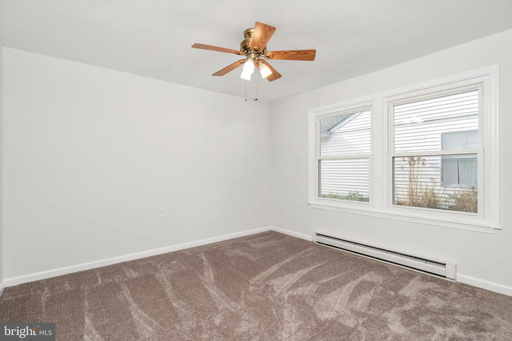 Property Slideshow image 16 of 28 | 48 dunstable rd, Southampton, NJ, 08088