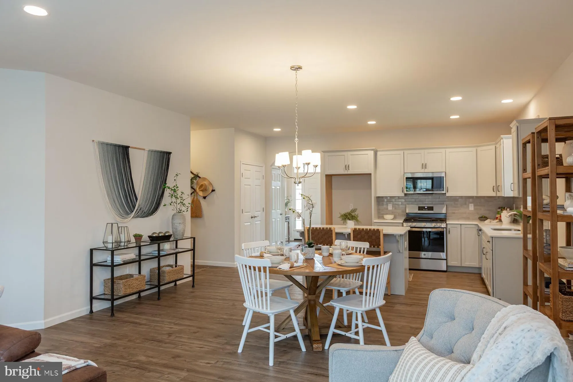 Property Slideshow image 4 of 36 | 606 greenbriar path, Cochranville, PA, 19330