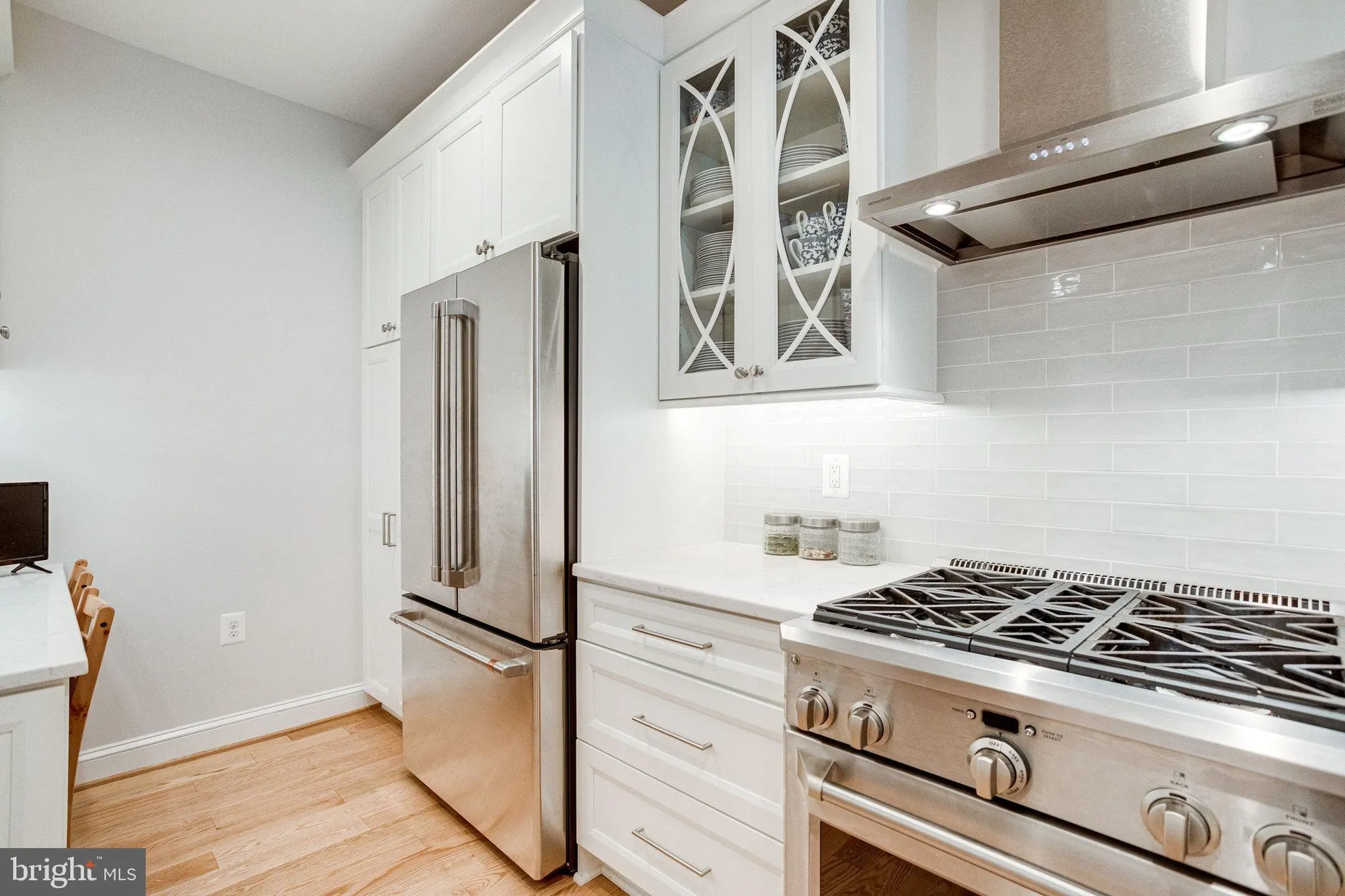 Property Slideshow image 41 of 80 | 2903 saintsbury plz 405, Fairfax, VA, 22031