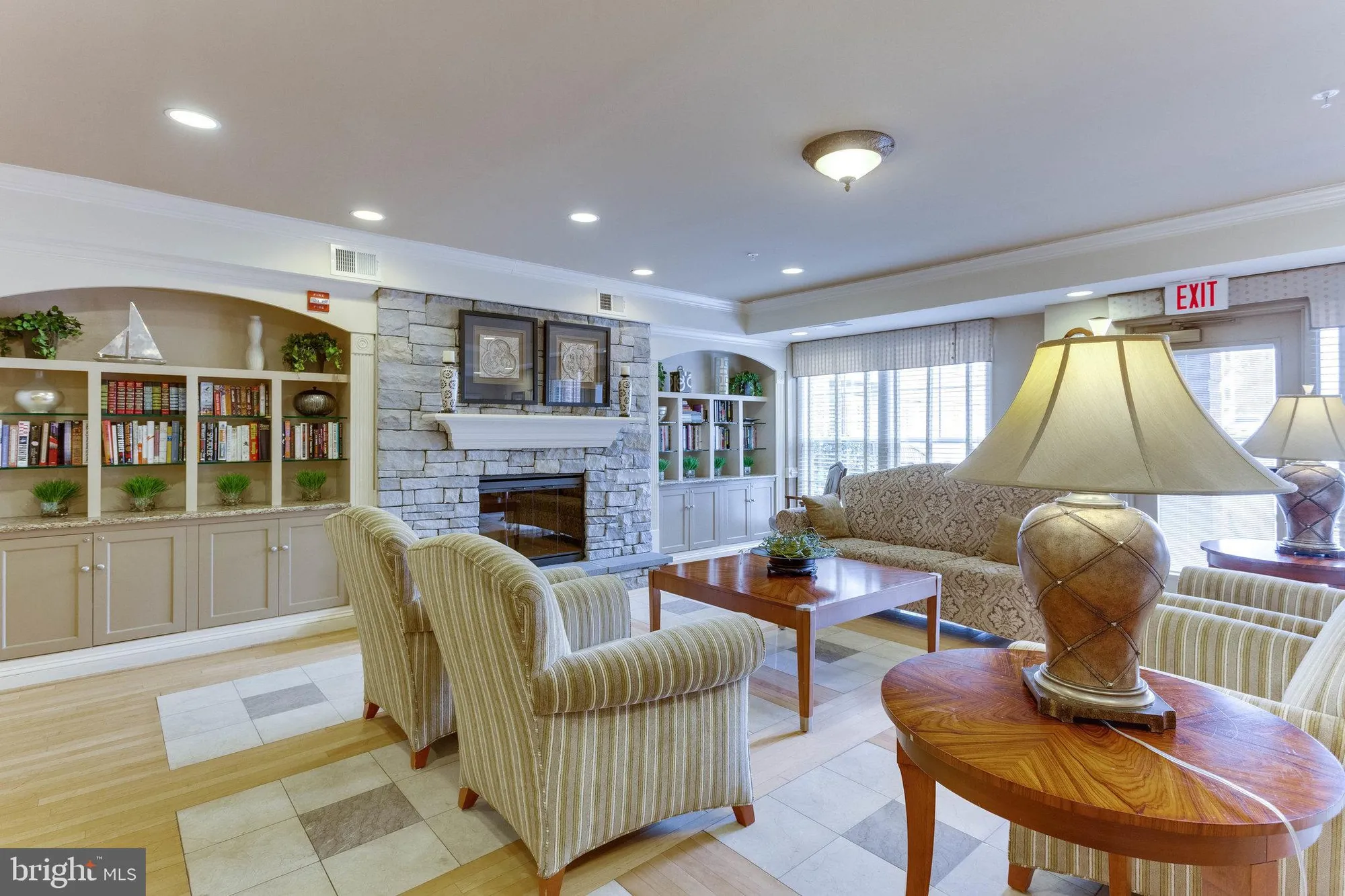 Property Slideshow image 16 of 80 | 2903 saintsbury plz 405, Fairfax, VA, 22031