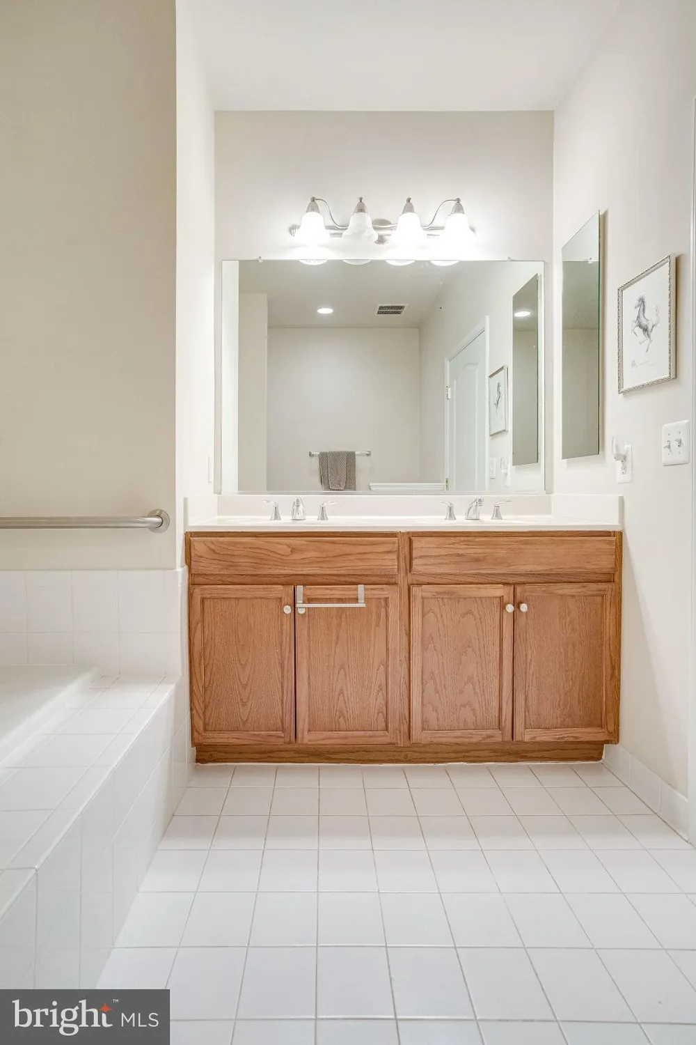 Property Slideshow image 70 of 80 | 2903 saintsbury plz 405, Fairfax, VA, 22031