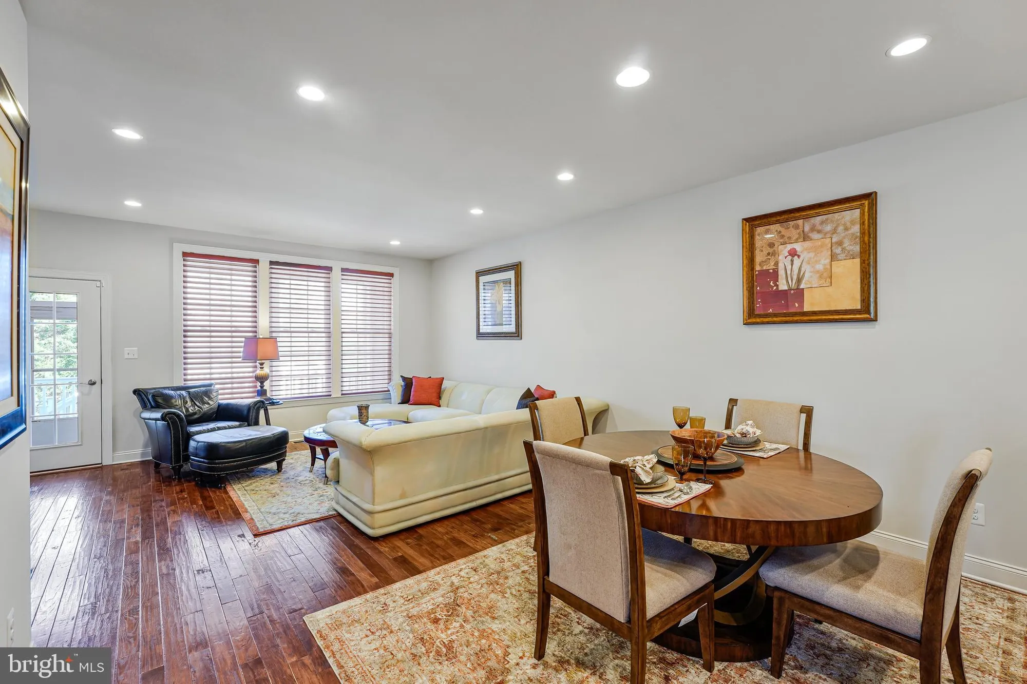 Property Slideshow image 19 of 60 | 20862 saber jet pl, Ashburn, VA, 20147