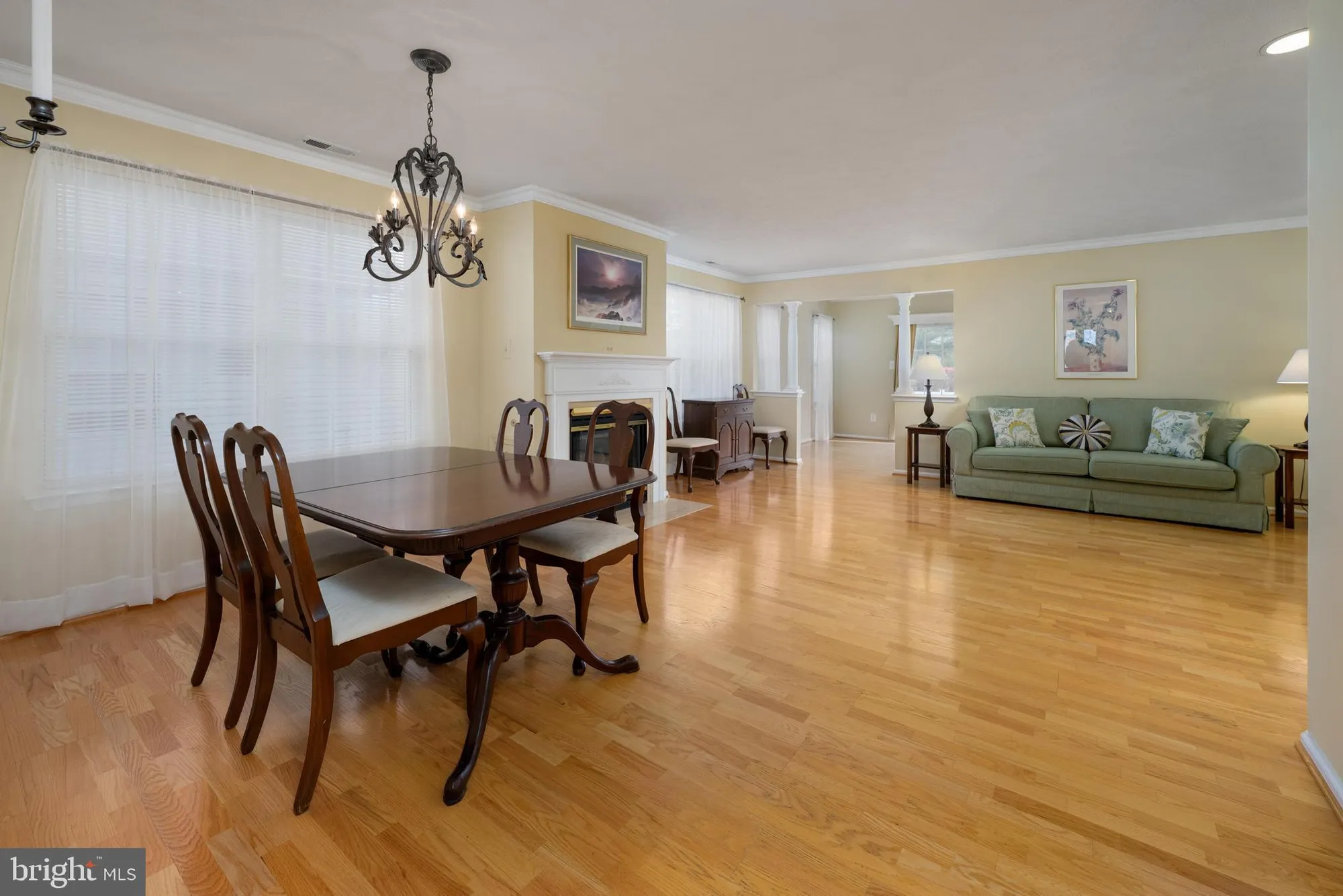 Property Slideshow image 9 of 38 | 71 peppergrass dr, Mount Laurel, NJ, 08054
