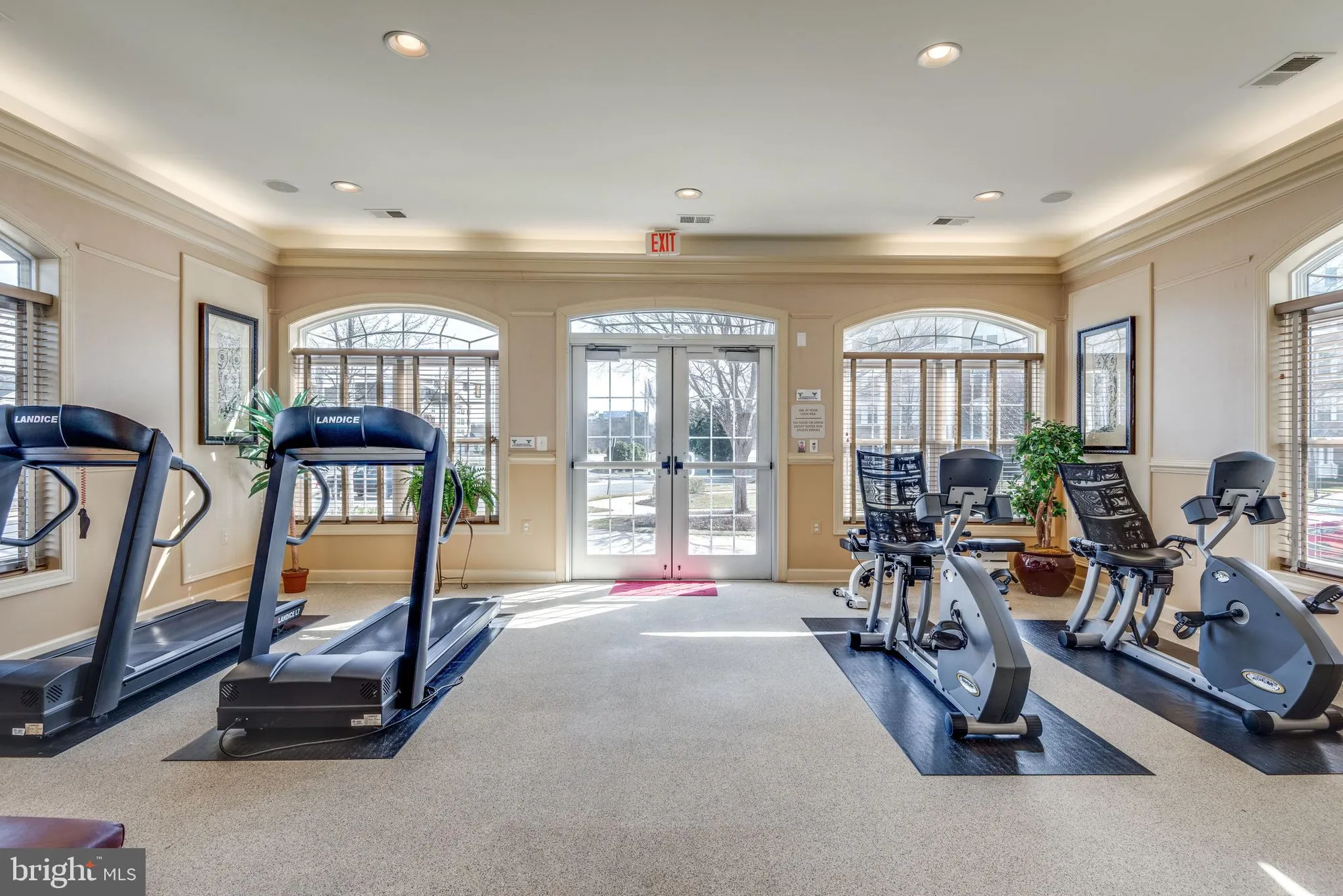 Property Slideshow image 54 of 60 | 20862 saber jet pl, Ashburn, VA, 20147