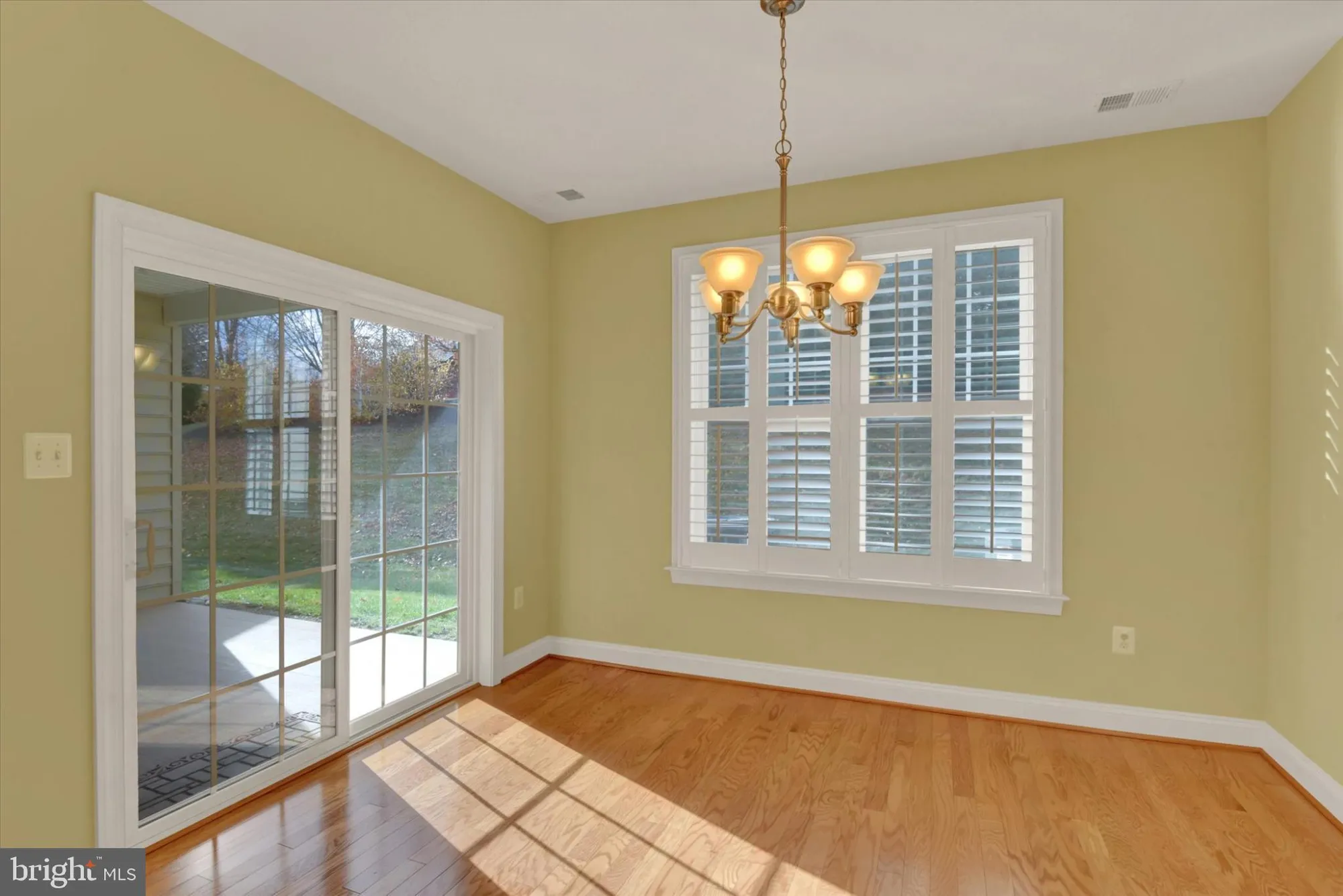 Property Slideshow image 9 of 29 | 2748 vistas dr # 11, Manchester, MD, 21102