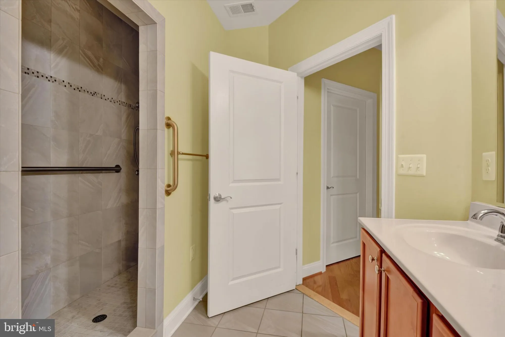 Property Slideshow image 15 of 29 | 2748 vistas dr # 11, Manchester, MD, 21102