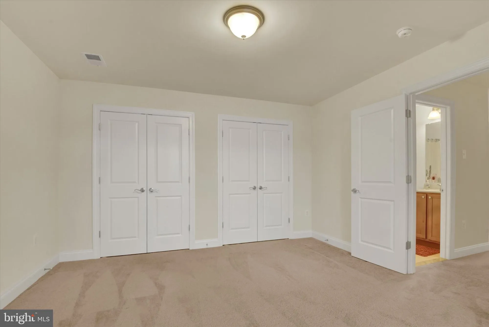 Property Slideshow image 23 of 29 | 2748 vistas dr # 11, Manchester, MD, 21102