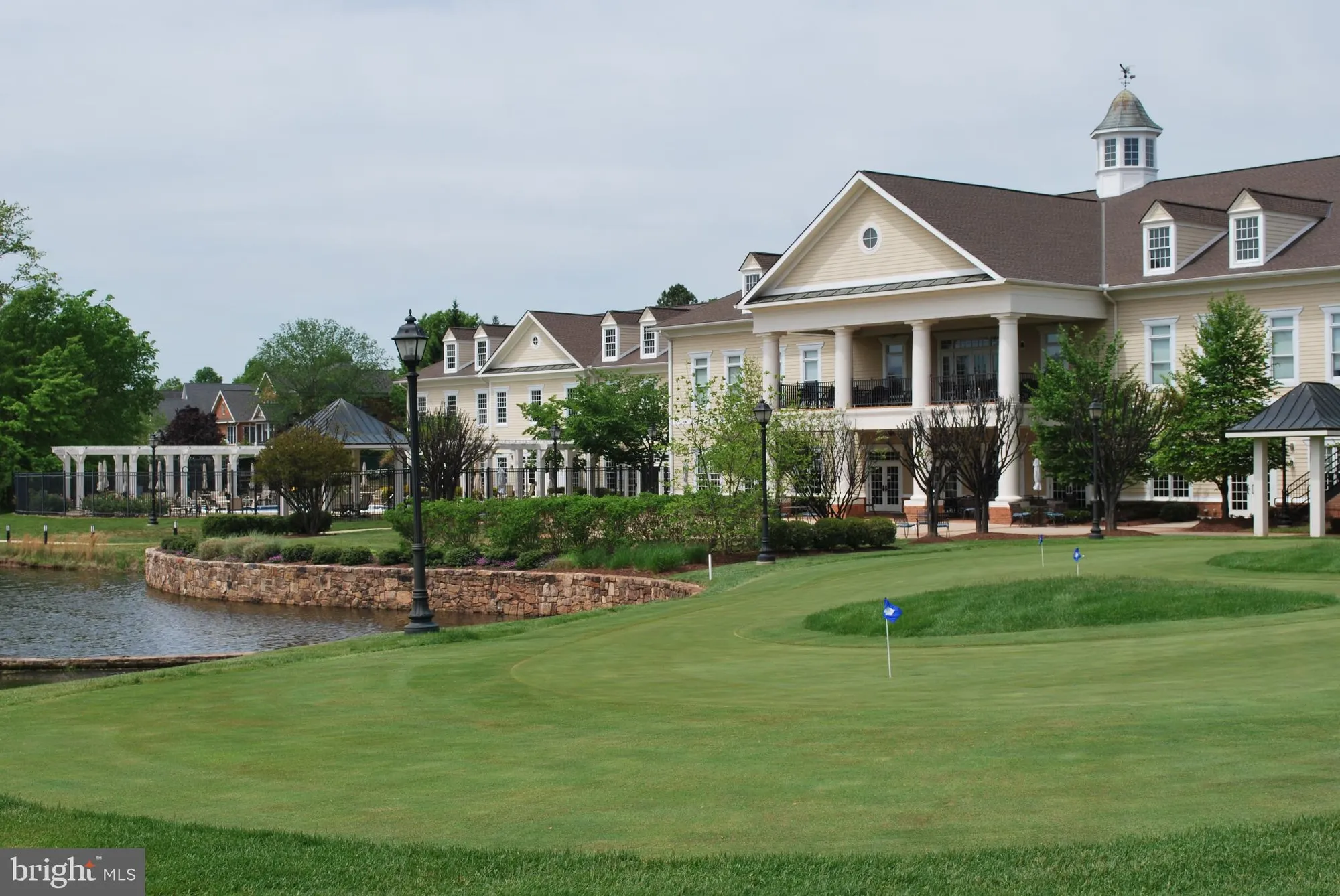 Property Slideshow image 10 of 17 | 15100 heather mill ln apt 407, Haymarket, VA, 20169