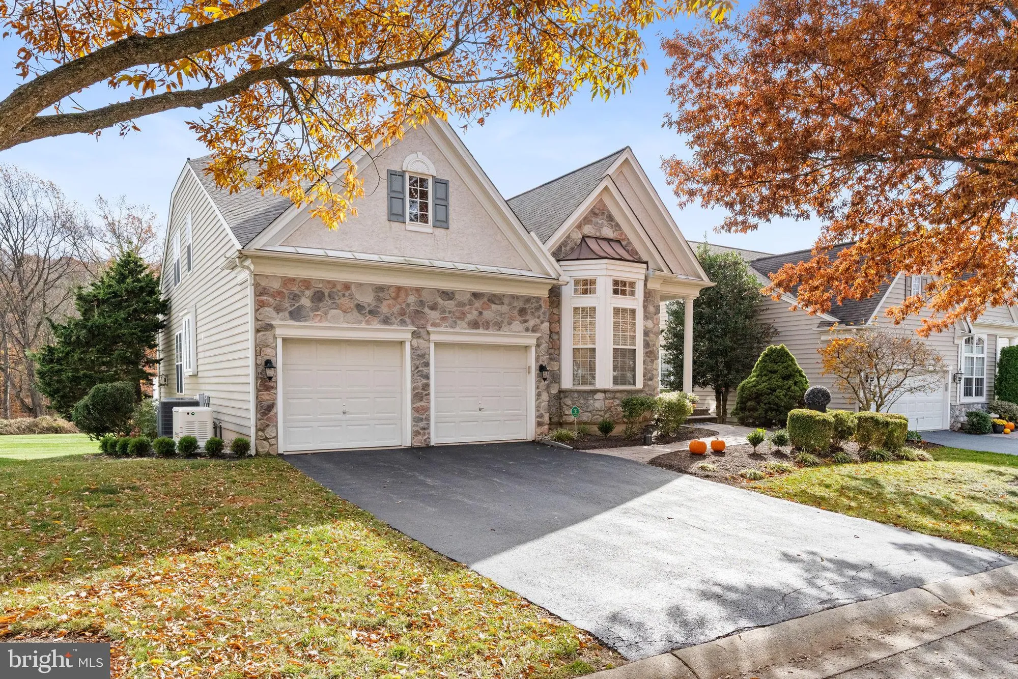 Property Slideshow image 3 of 72 | 454 larkspur dr, Kennett Square, PA, 19348