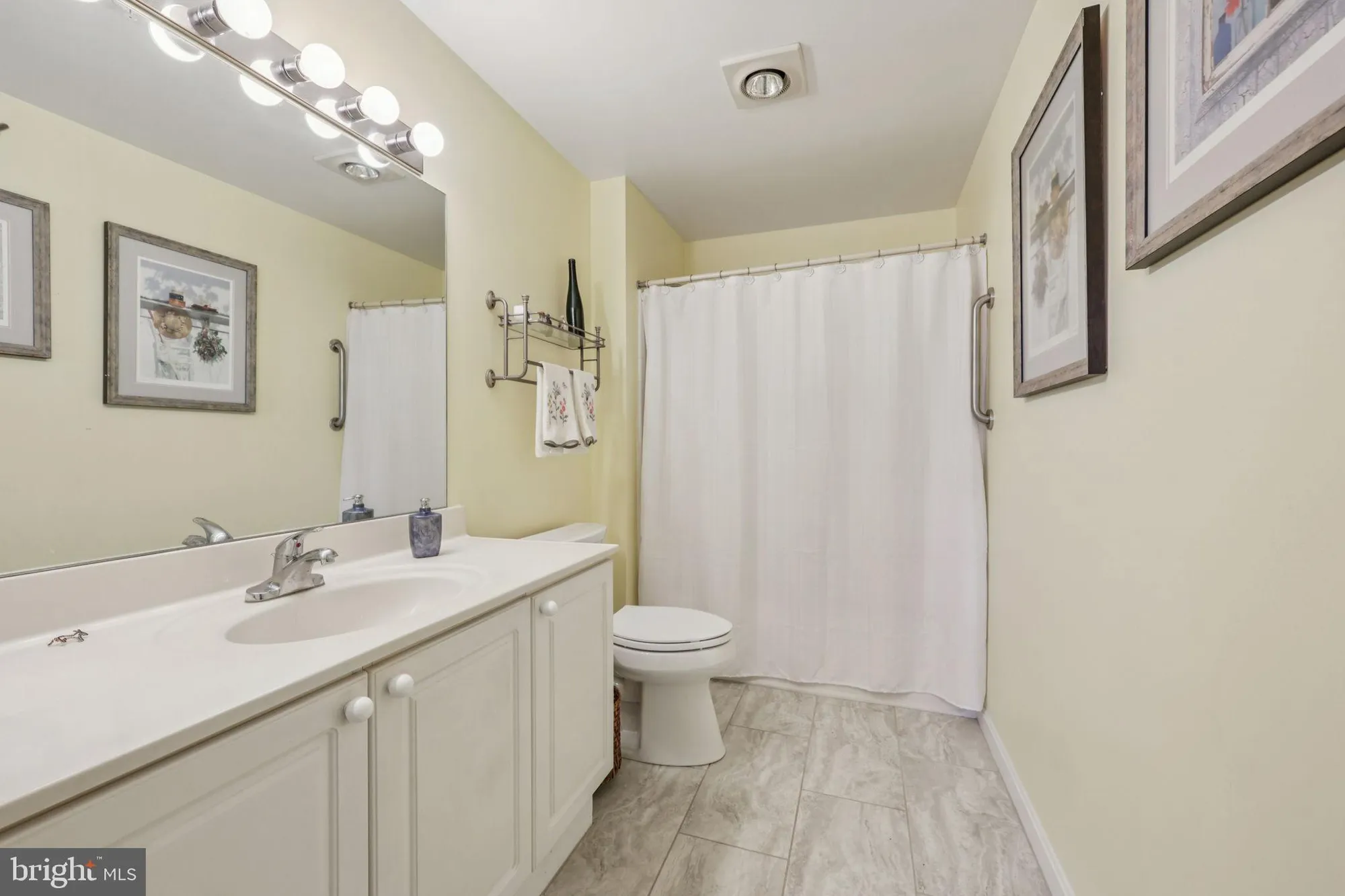 Property Slideshow image 37 of 41 | 19375 cypress ridge ter 601, Leesburg, VA, 20176