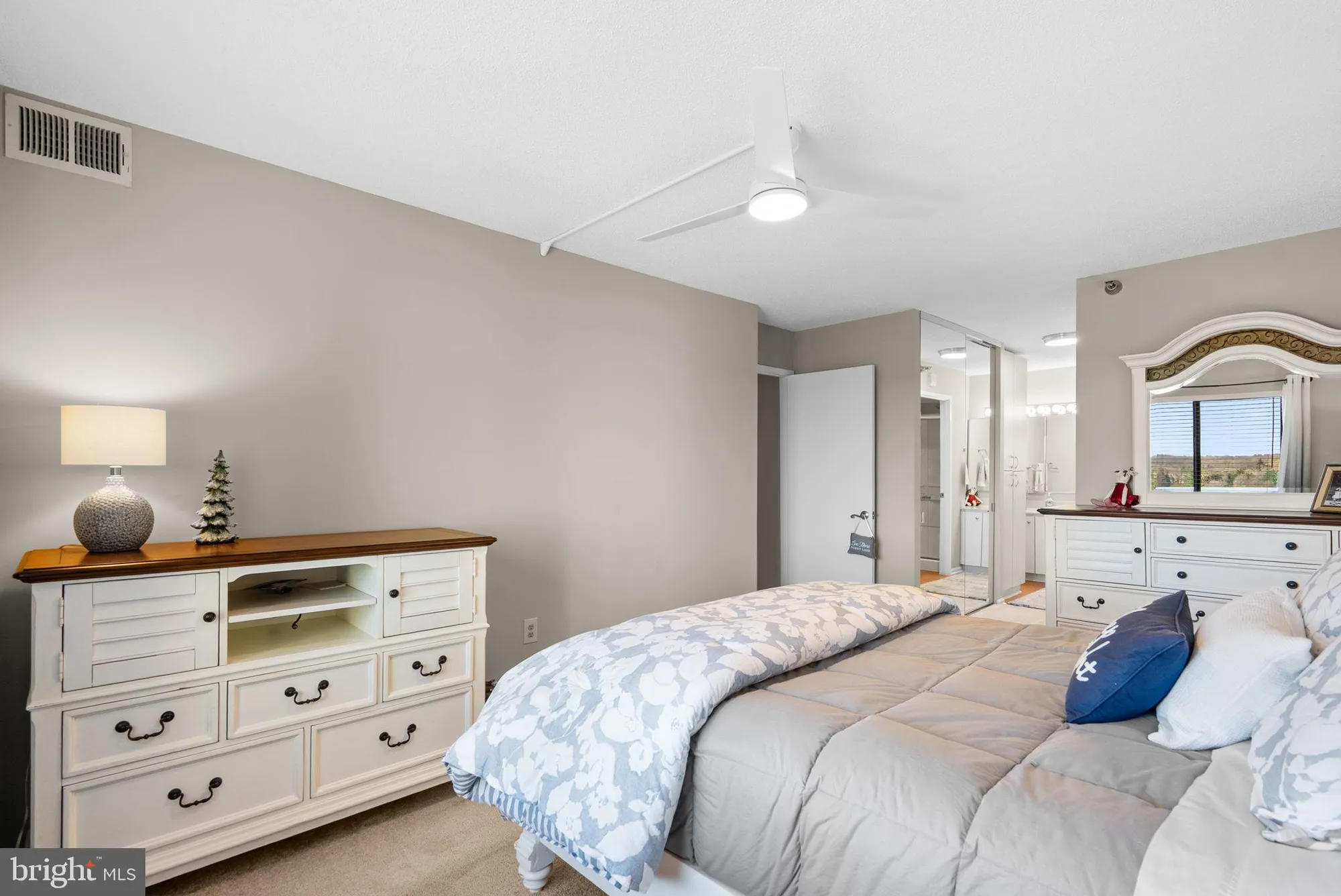 Property Slideshow image 26 of 36 | 3310 n leisure world blvd 627, Silver Spring, MD, 20906