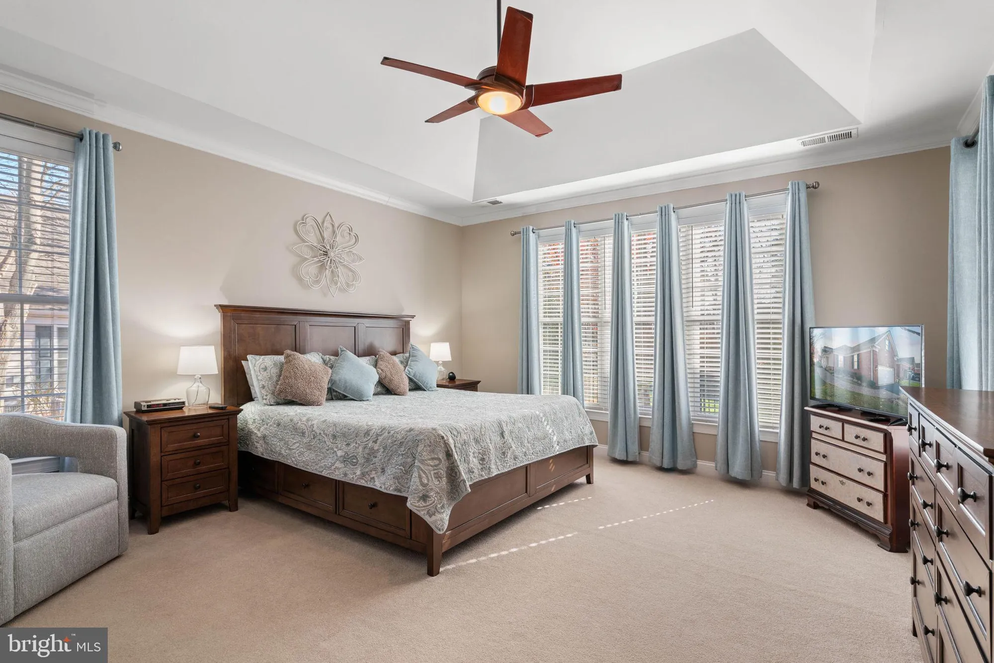 Property Slideshow image 7 of 48 | 5484 rodriquez ln, Haymarket, VA, 20169