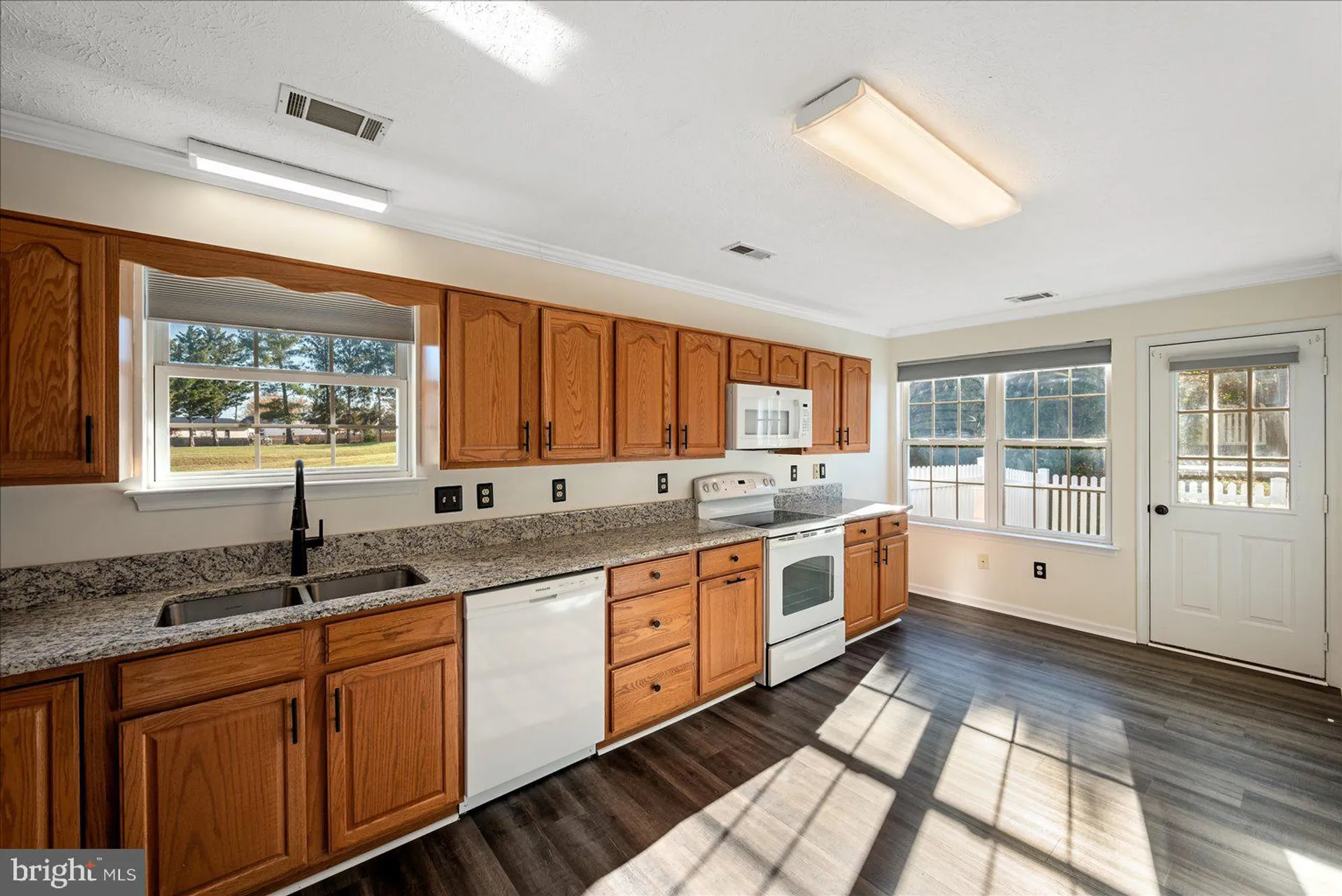 Property Slideshow image 8 of 41 | 222 crestwood ln, Winchester, VA, 22602