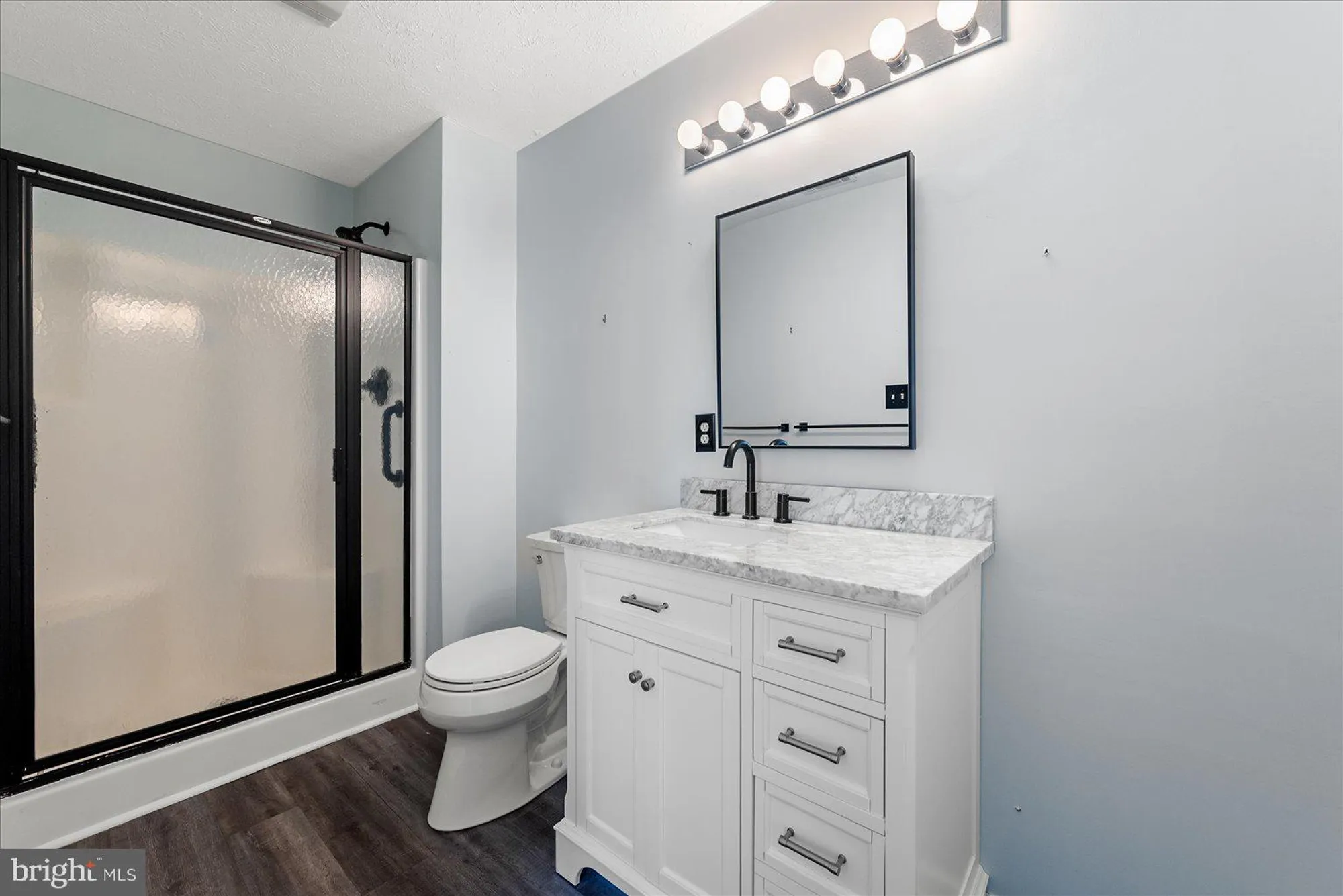 Property Slideshow image 15 of 41 | 222 crestwood ln, Winchester, VA, 22602