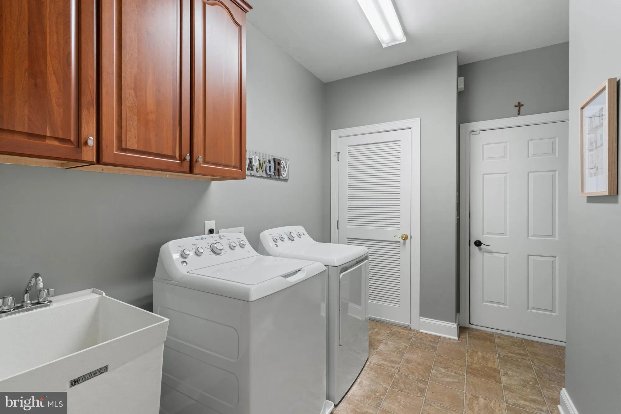 Property Slideshow image 21 of 48 | 5484 rodriquez ln, Haymarket, VA, 20169