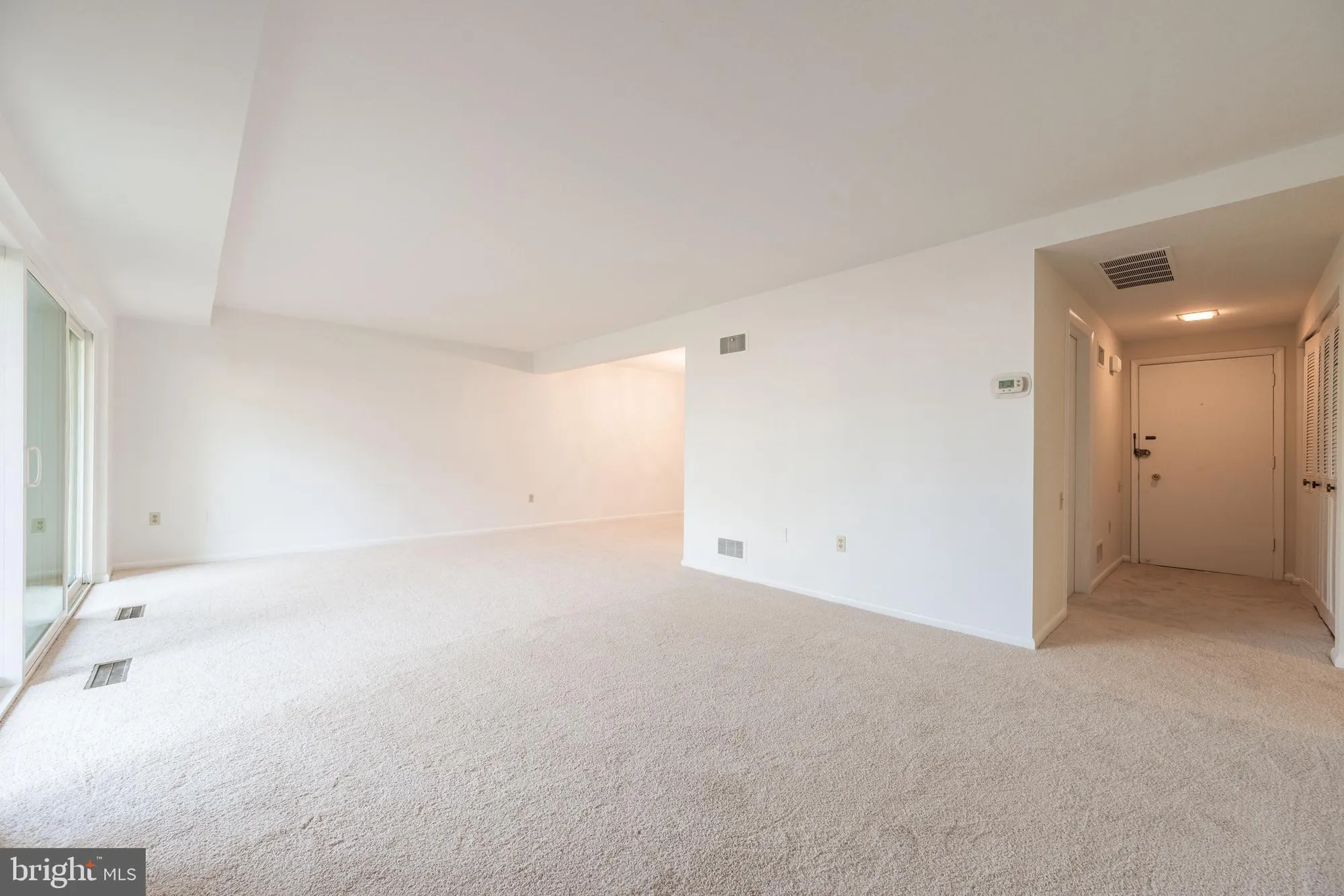 Property Slideshow image 18 of 29 | 3350 gleneagles dr 70-1d, Silver Spring, MD, 20906