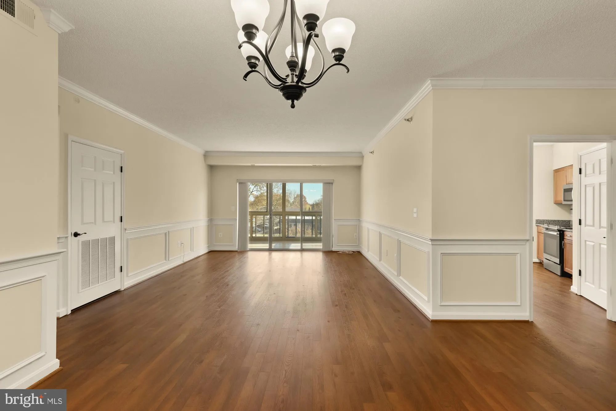 Property Slideshow image 13 of 38 | 3005 s leisure world blvd apt 201, Silver Spring, MD, 20906