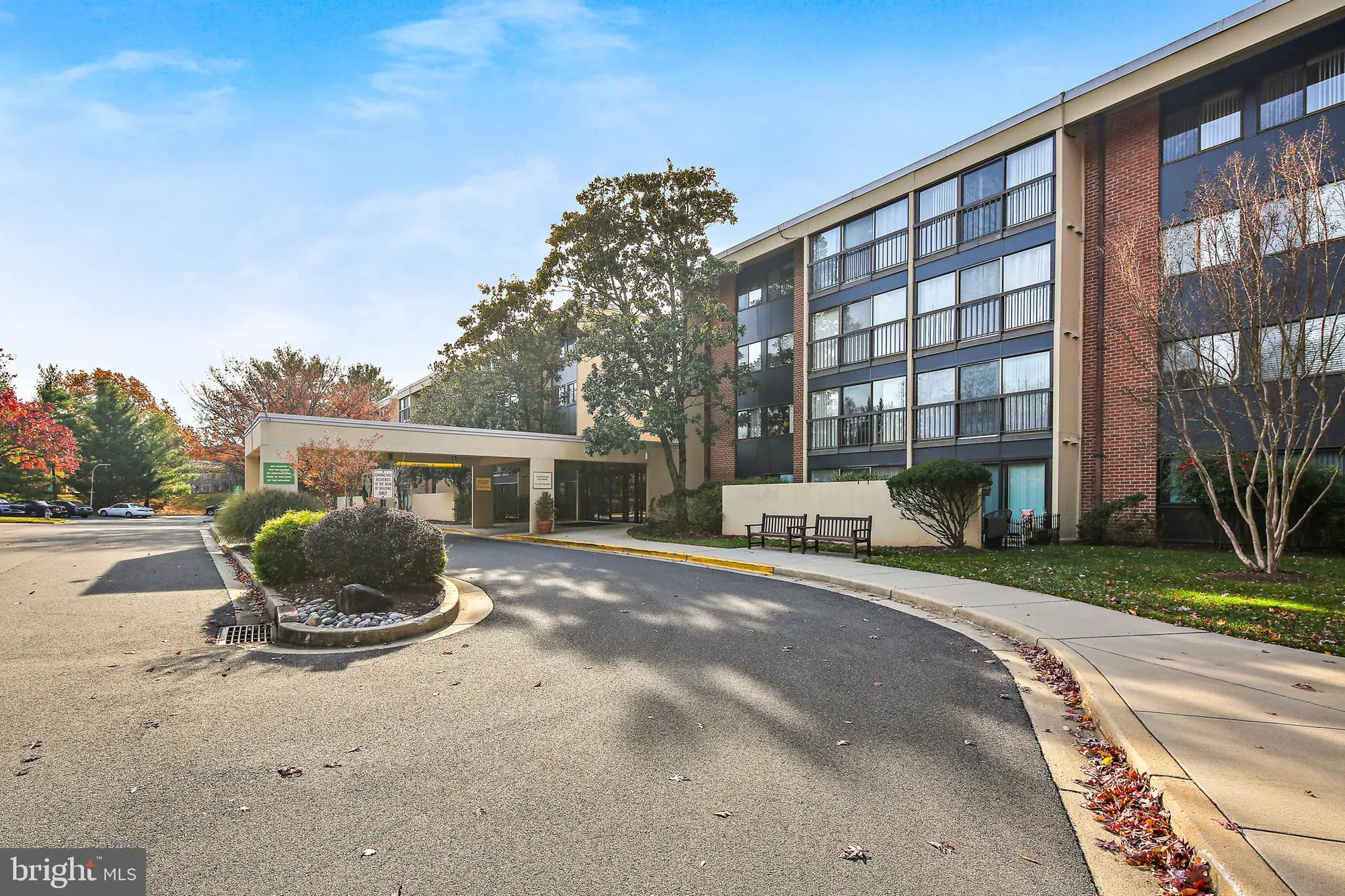 Property Slideshow image 27 of 32 | 2921 n leisure world blvd 1-316, Silver Spring, MD, 20906