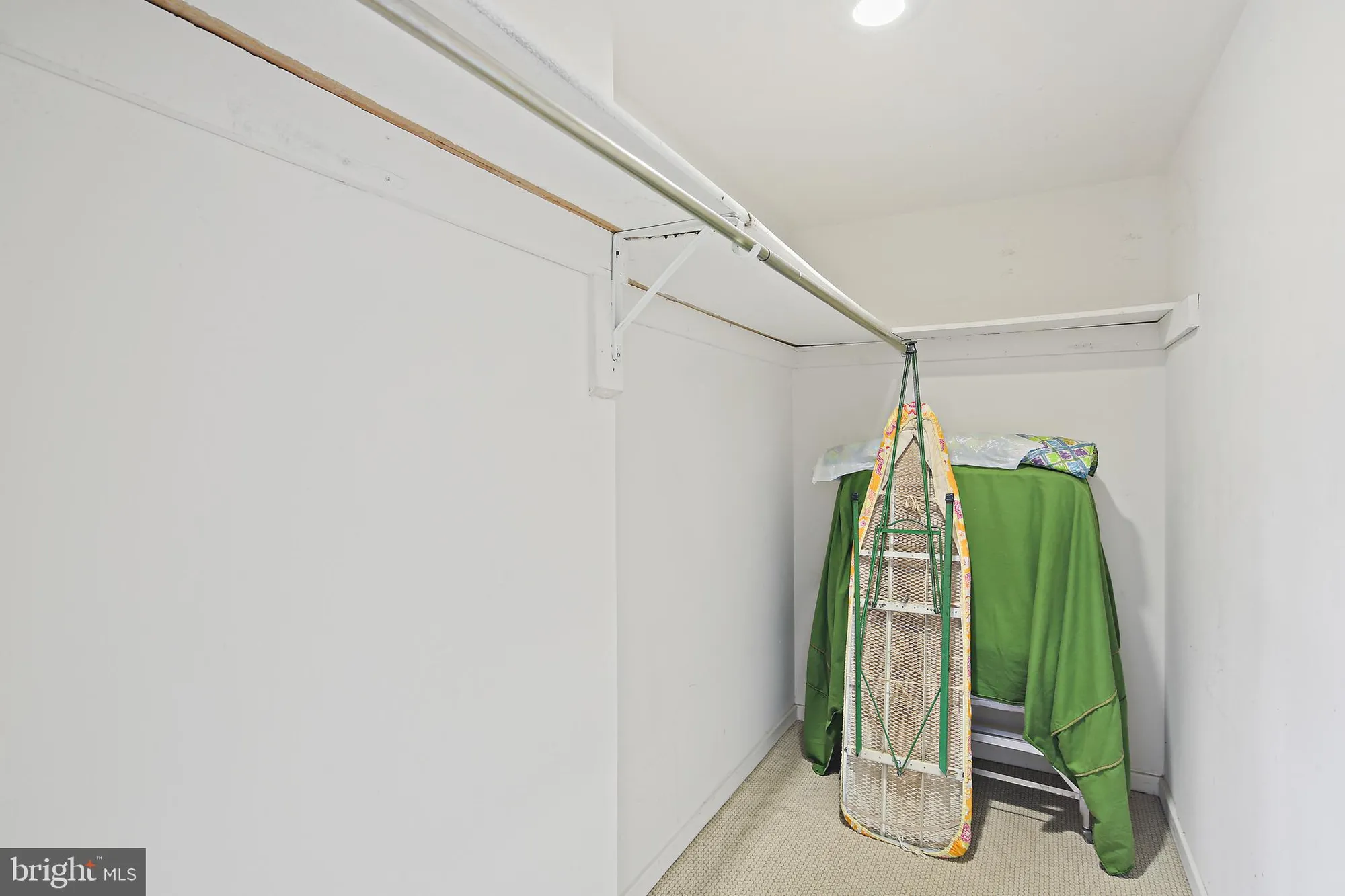 Property Slideshow image 18 of 32 | 2921 n leisure world blvd 1-316, Silver Spring, MD, 20906