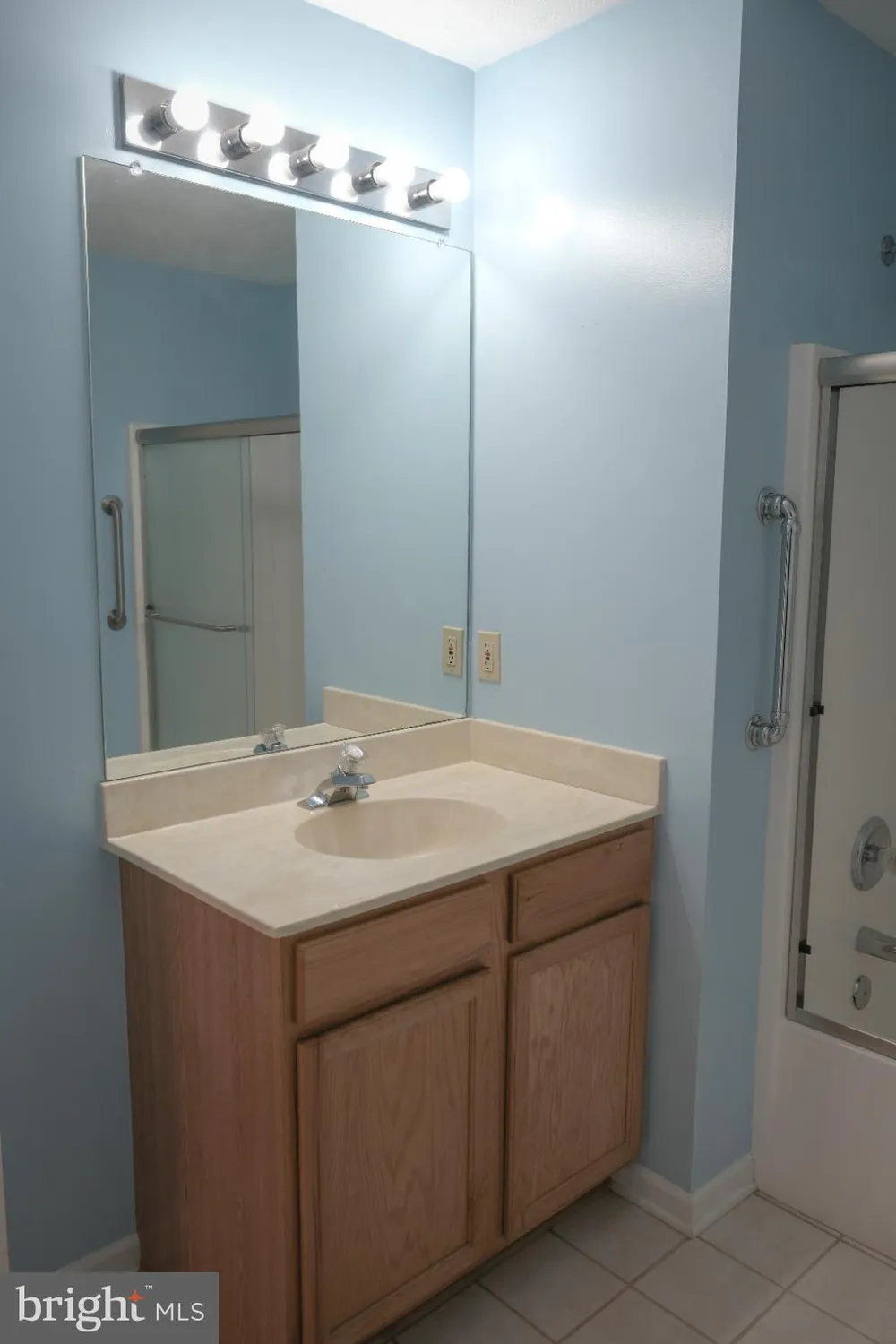 Property Slideshow image 13 of 32 | 105 tanglewood ln, Winchester, VA, 22602