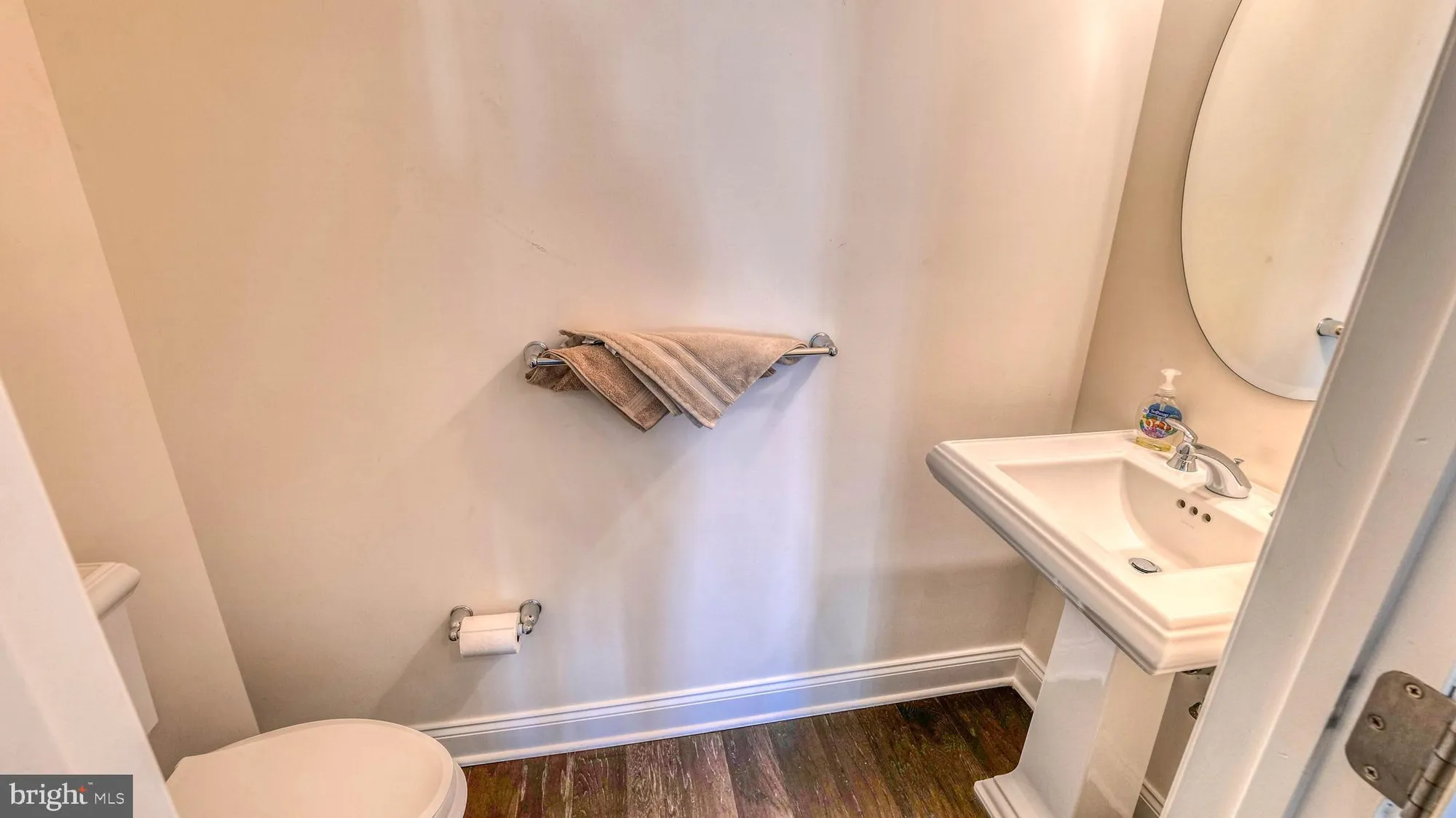 Property Slideshow image 7 of 48 | 158 sarazen dr, Moorestown, NJ, 08057