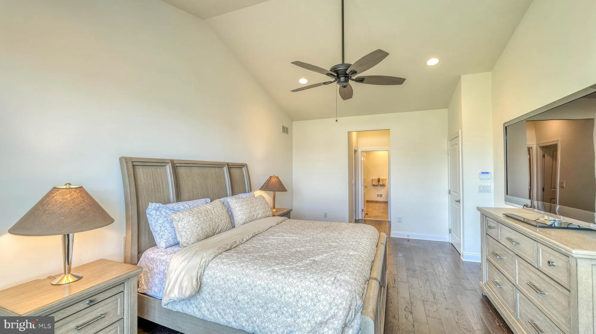 Property Slideshow image 18 of 48 | 158 sarazen dr, Moorestown, NJ, 08057