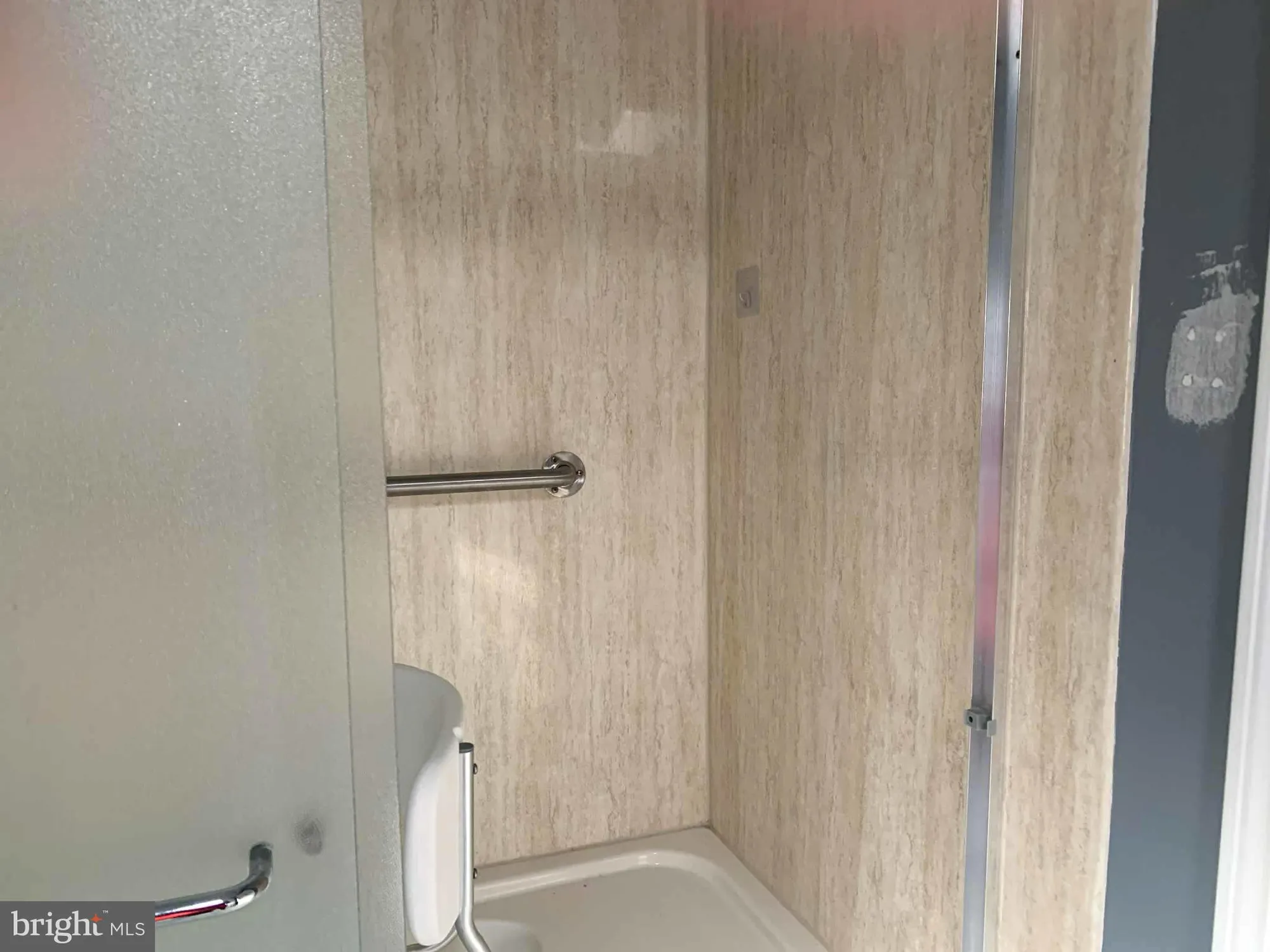 Property Slideshow image 21 of 27 | 214 dove ct, New Hope, PA, 18938