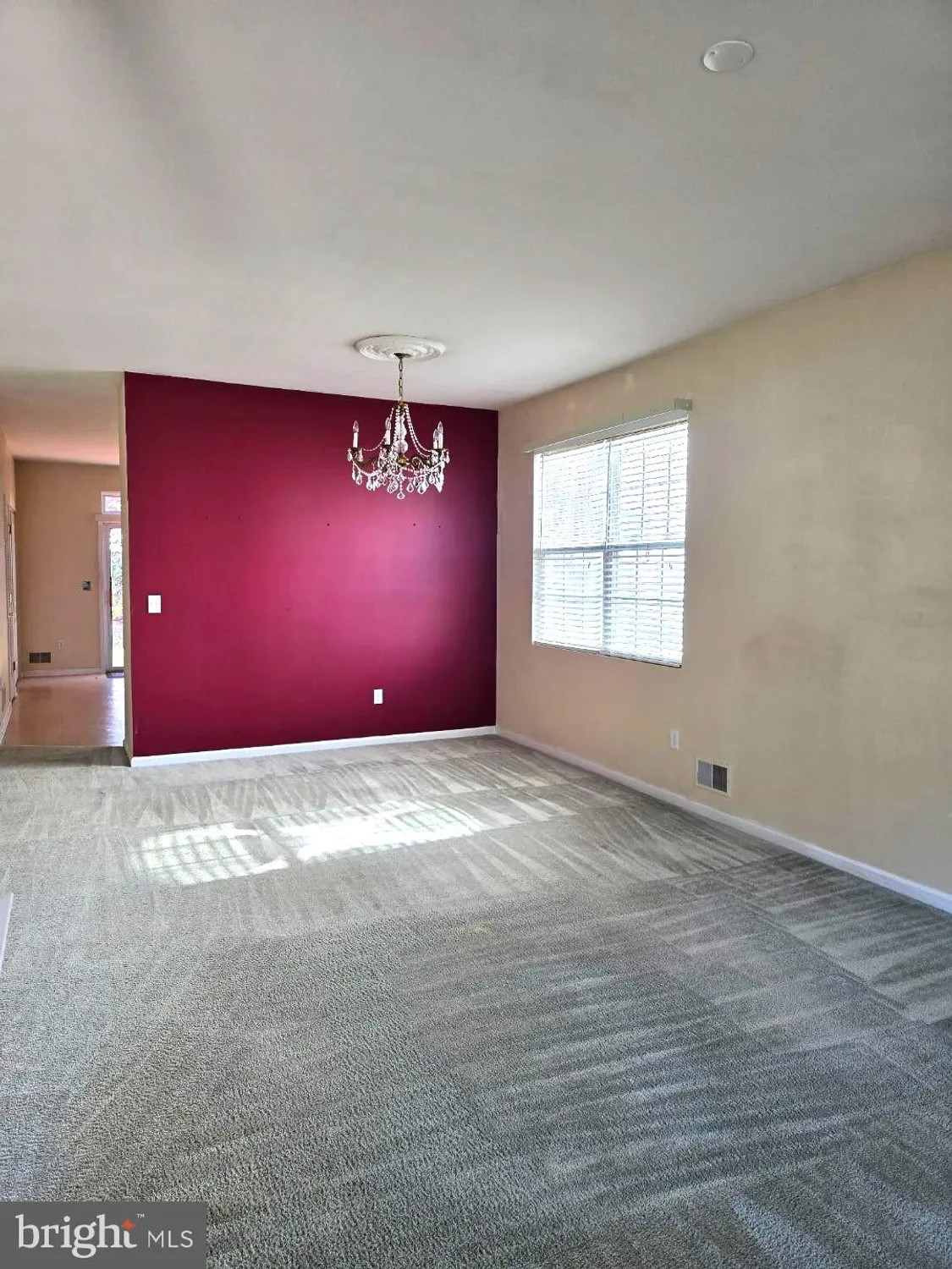 Property Slideshow image 10 of 19 | 50 marigold ln, Tuckerton, NJ, 08087