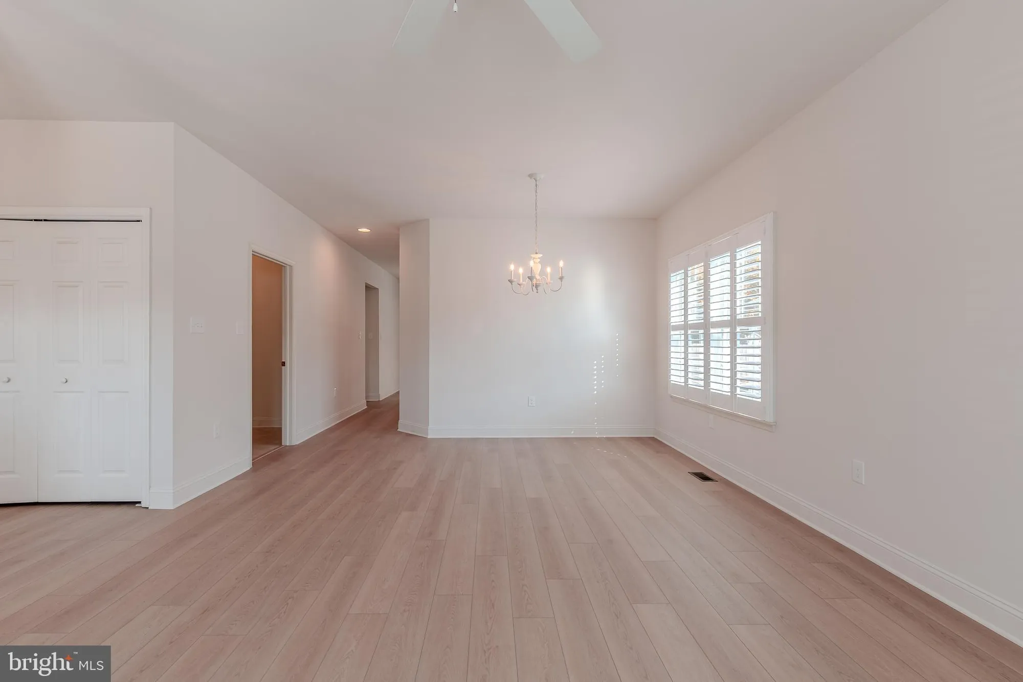 Property Slideshow image 7 of 31 | 62 wynndemere ct, Cape May Court House, NJ, 08210