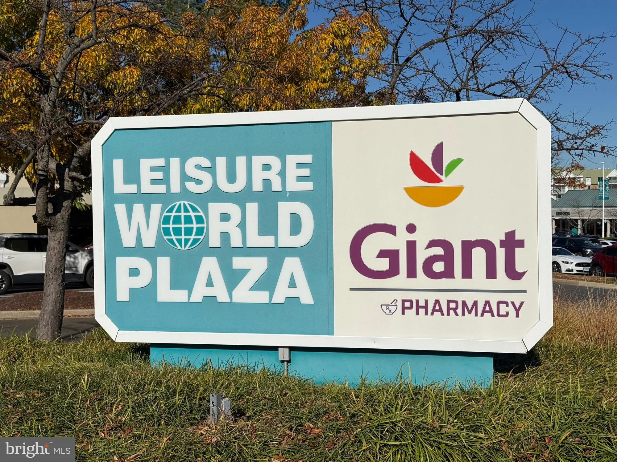 Property Slideshow image 17 of 25 | 3301 s leisure world blvd 99-1h, Silver Spring, MD, 20906