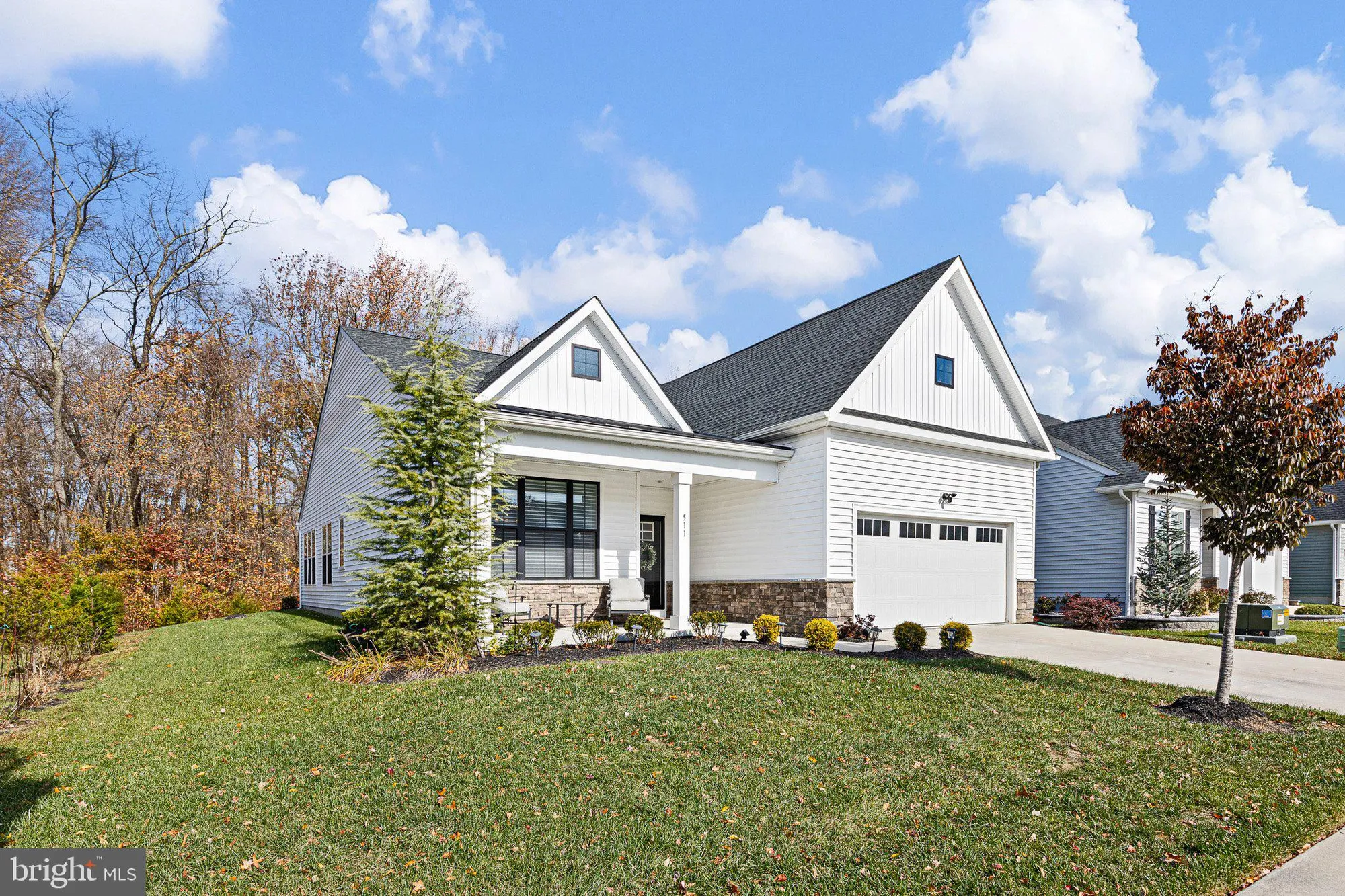 Property Slideshow image 1 of 25 | 511 davis falls dr, Newark, DE, 19702