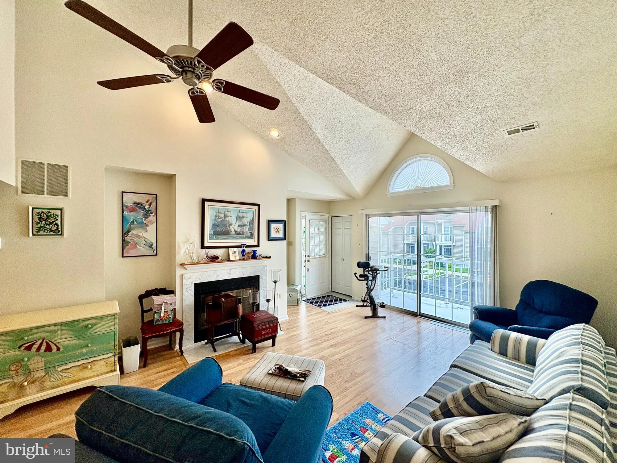 Property Slideshow image 3 of 13 | 550 central ave b9, Linwood, NJ, 08221