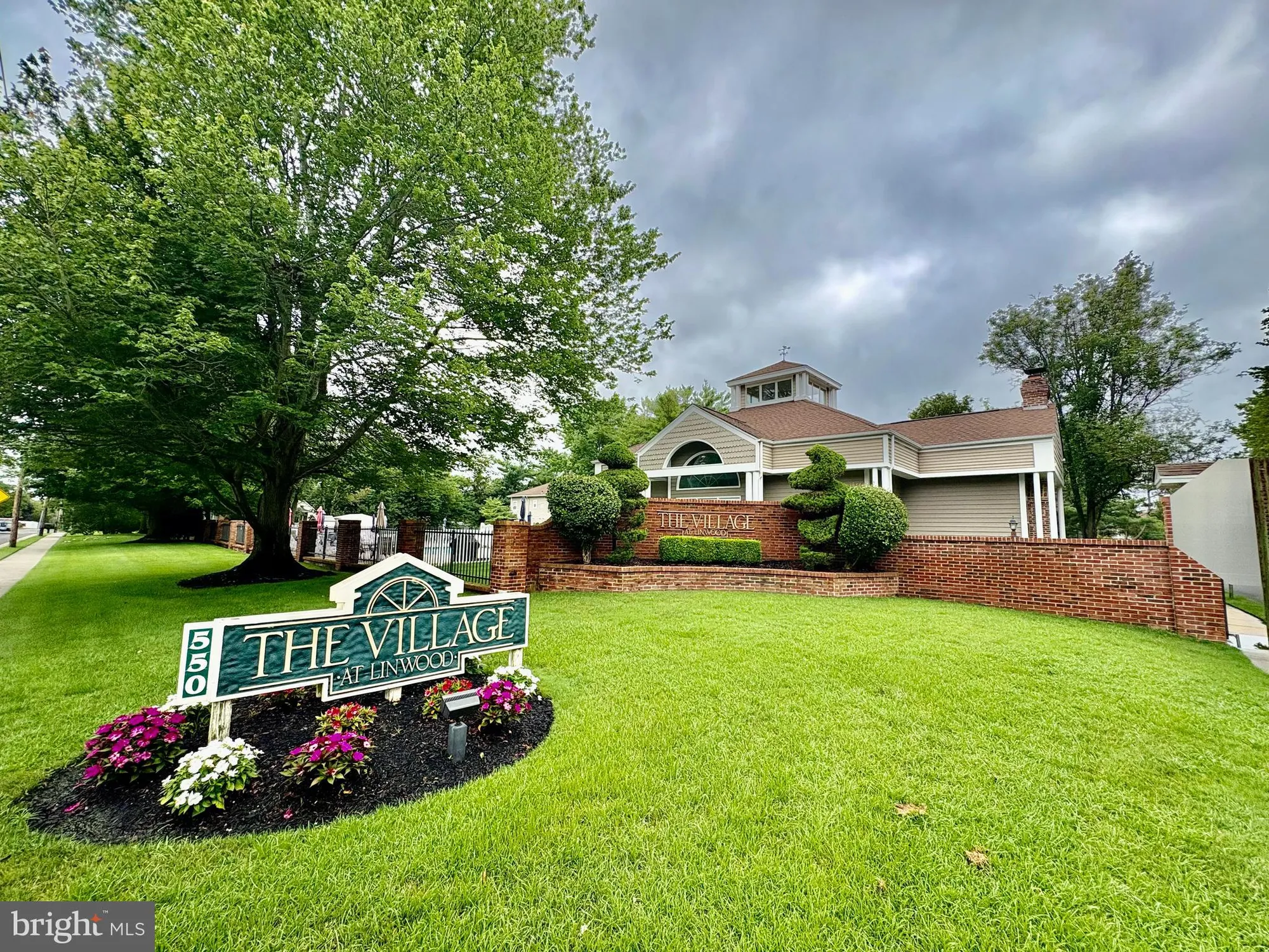 Property Slideshow image 2 of 13 | 550 central ave b9, Linwood, NJ, 08221