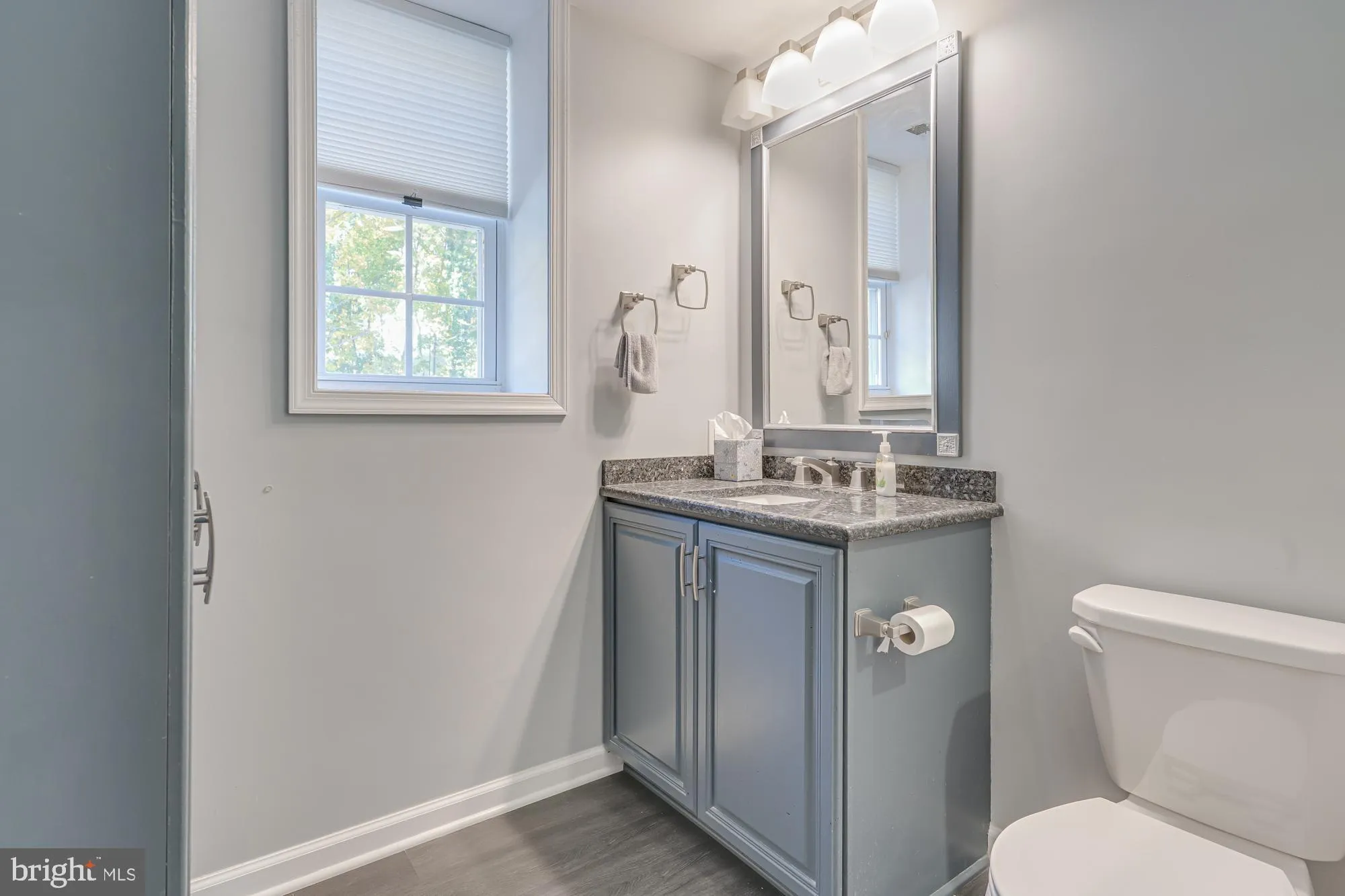 Property Slideshow image 22 of 48 | 9108 centennial sta # 910, Warminster, PA, 18974