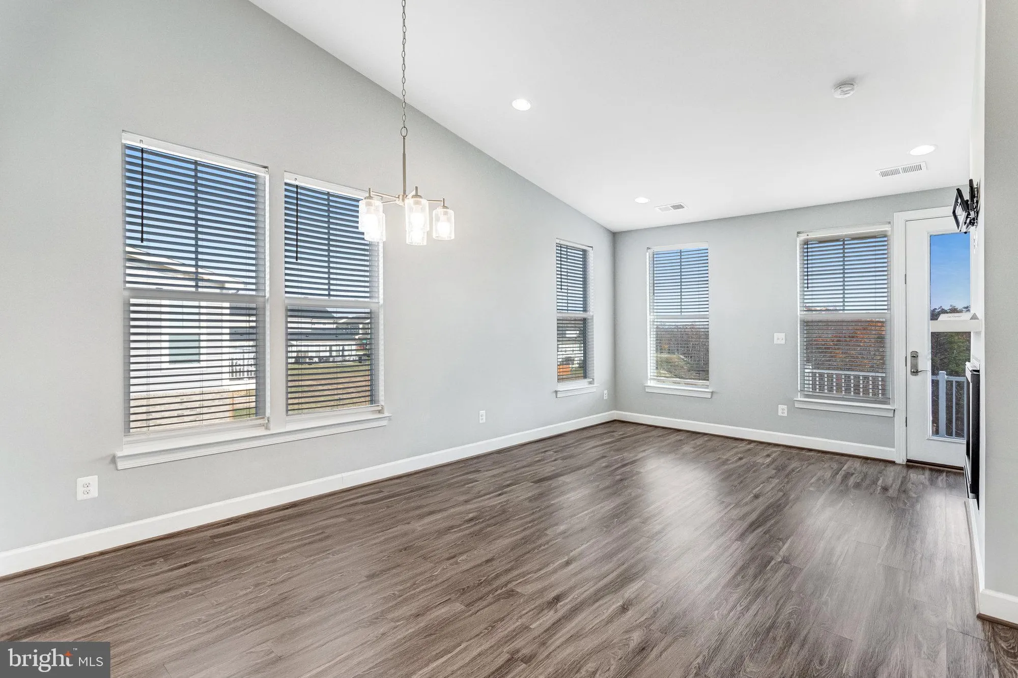 Property Slideshow image 9 of 64 | 241 smokebush dr, Stafford, VA, 22554