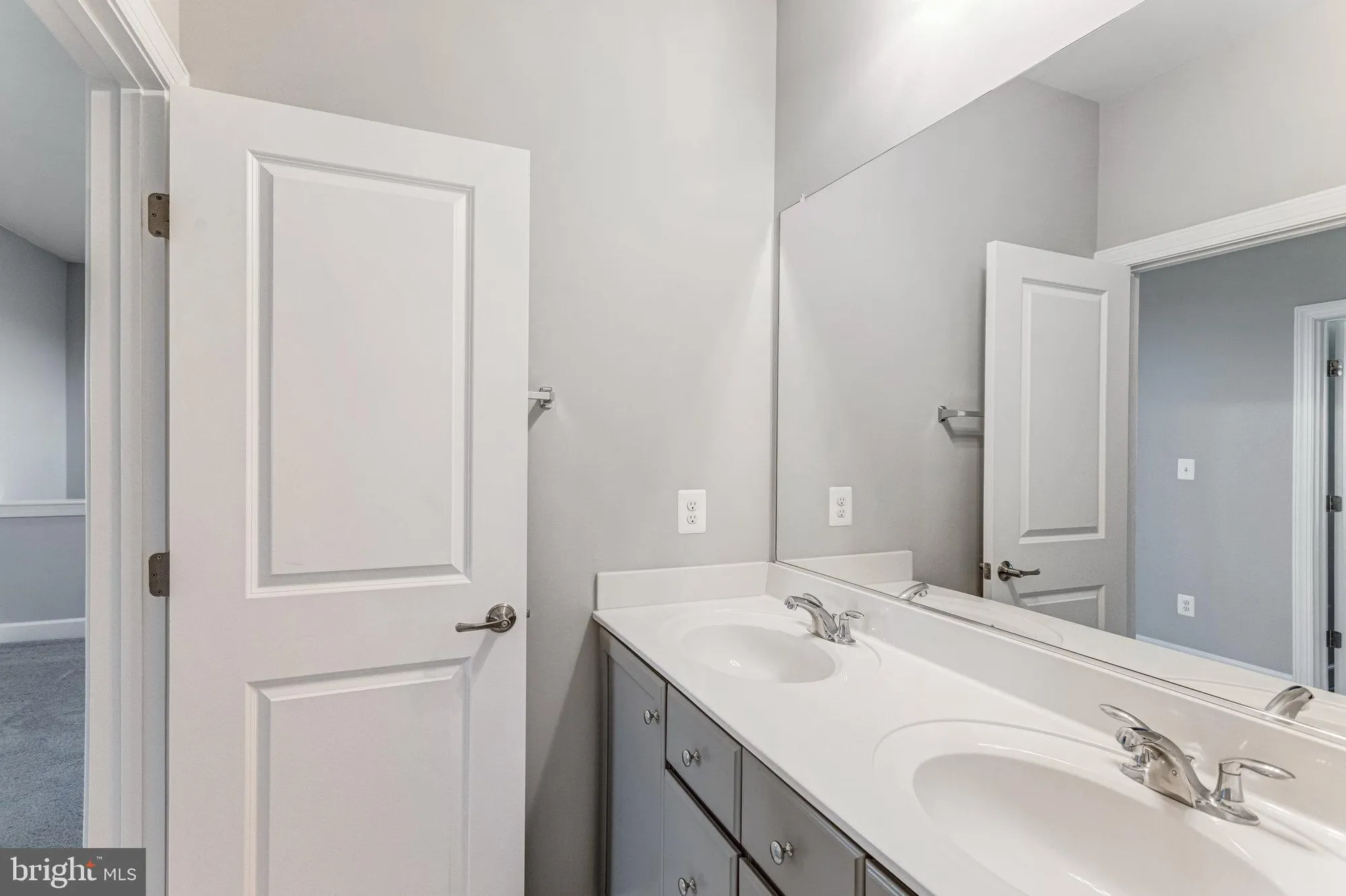 Property Slideshow image 33 of 64 | 241 smokebush dr, Stafford, VA, 22554