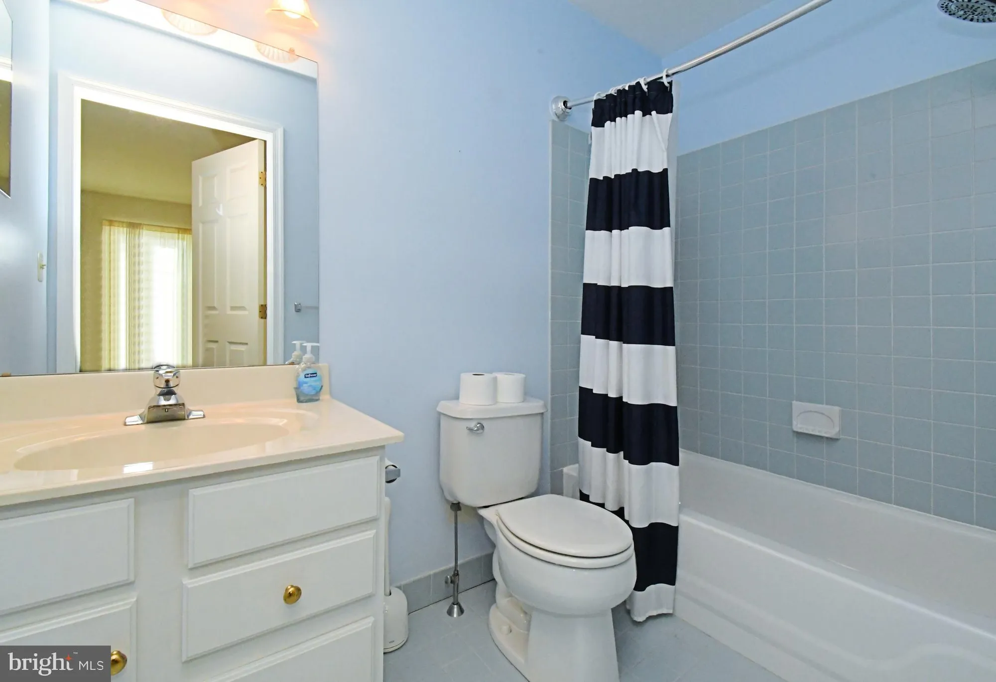 Property Slideshow image 29 of 39 | 37 stuart dr # 37, Norristown, PA, 19401