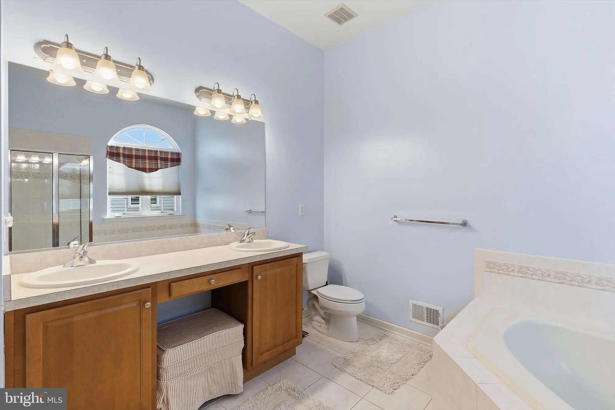 Property Slideshow image 22 of 42 | 10 salem ct, Barnegat, NJ, 08005