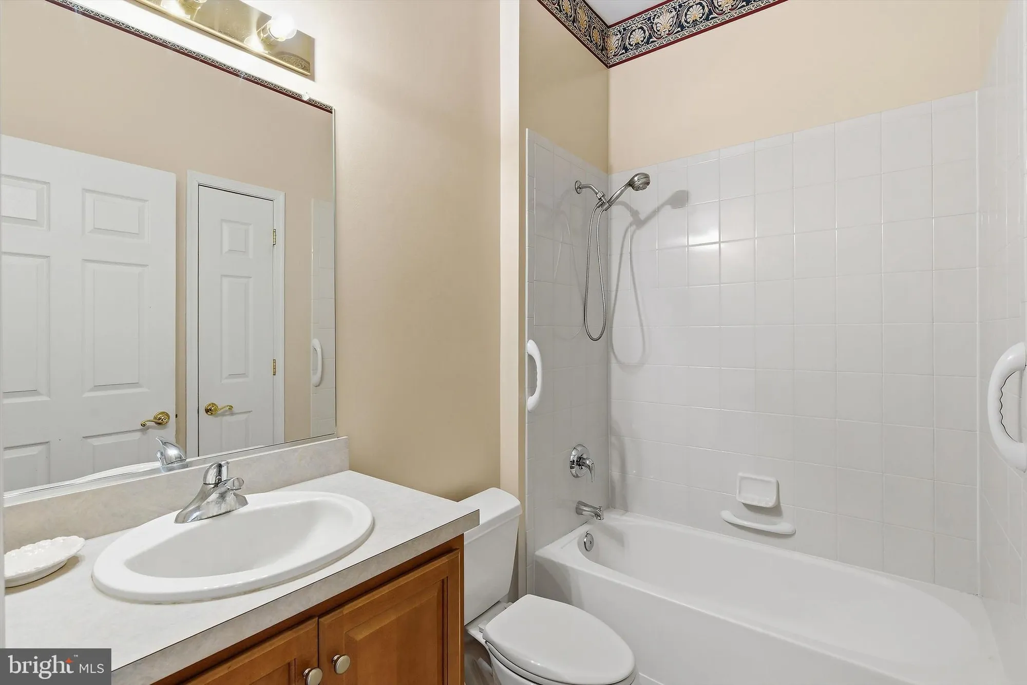 Property Slideshow image 27 of 42 | 10 salem ct, Barnegat, NJ, 08005