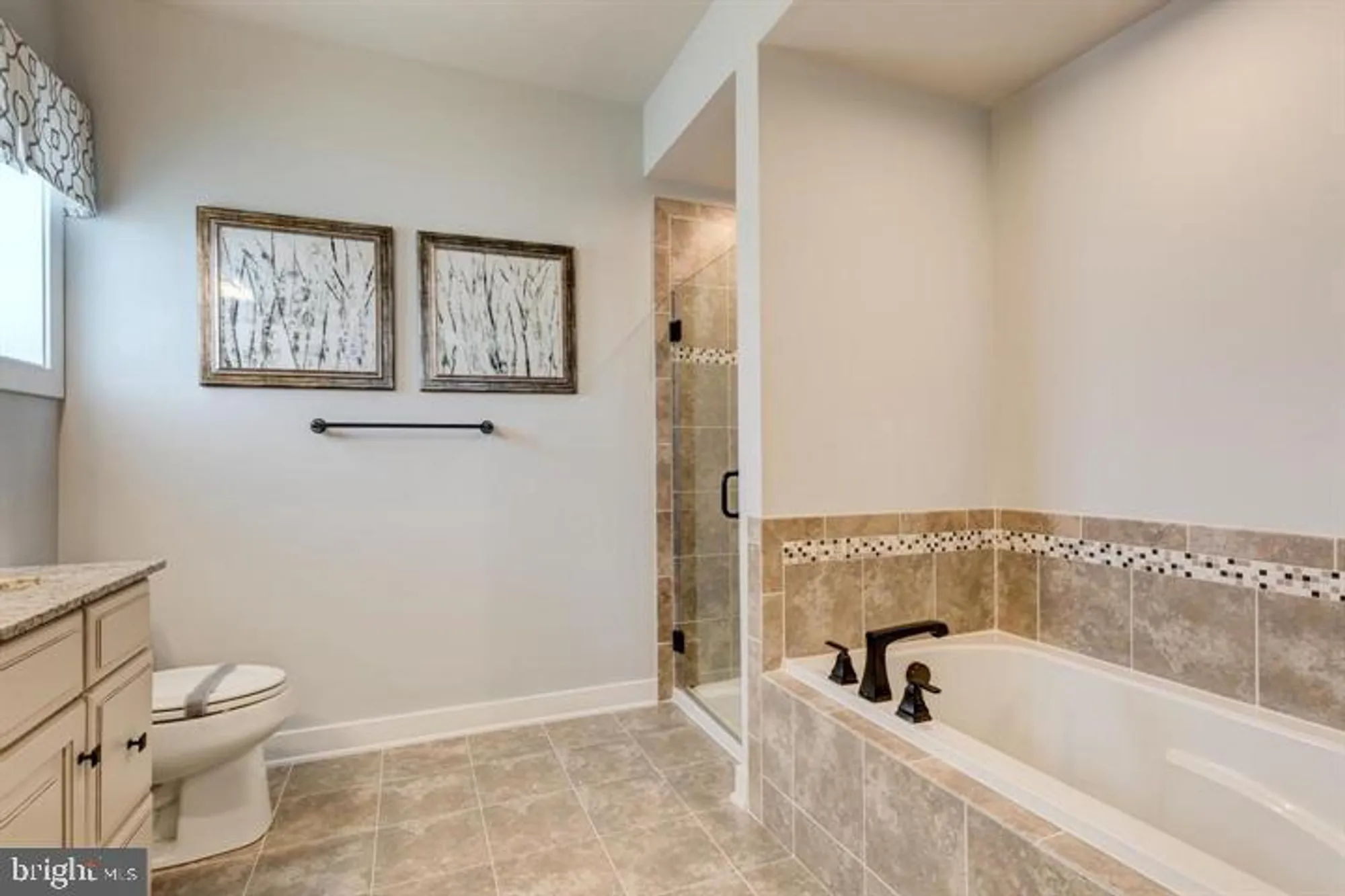 Property Slideshow image 20 of 32 | 8911 carls ct q, Ellicott City, MD, 21043