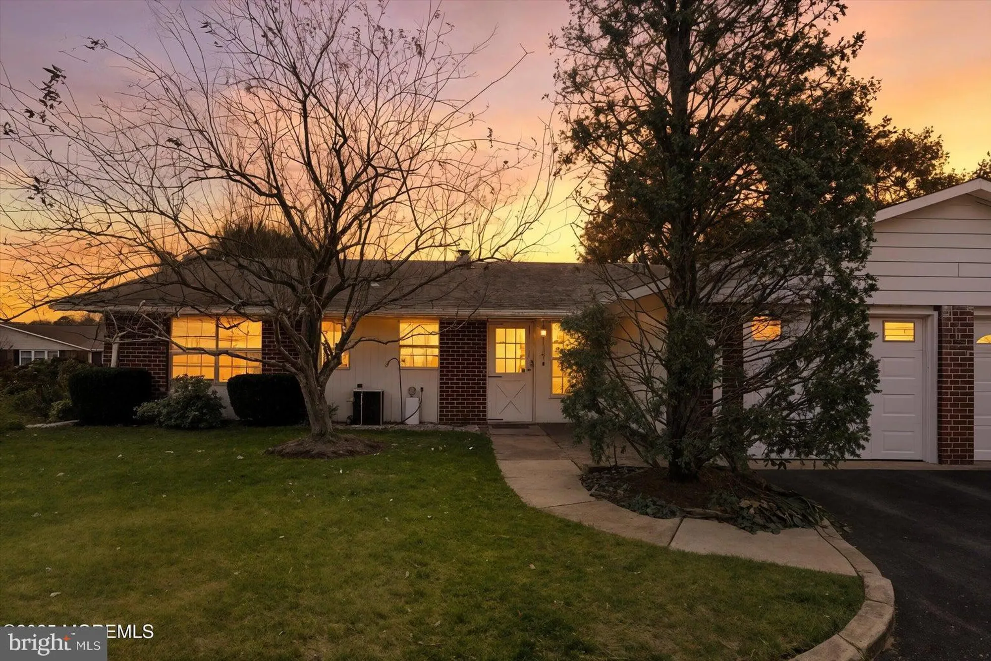 Property Slideshow image 1 of 41 | 1087 argyll cir b, Lakewood, NJ, 08701