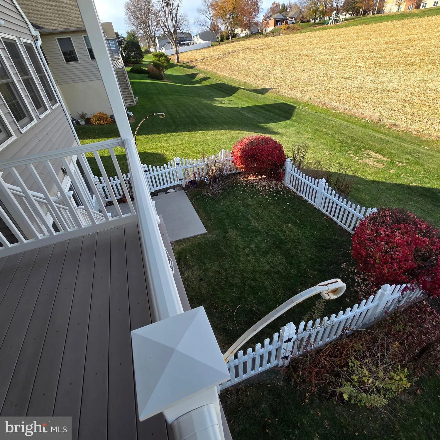 Property Slideshow image 33 of 47 | 854 cambridge dr, Manheim, PA, 17545