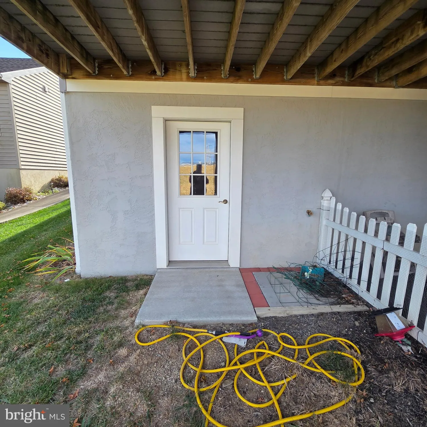 Property Slideshow image 35 of 47 | 854 cambridge dr, Manheim, PA, 17545