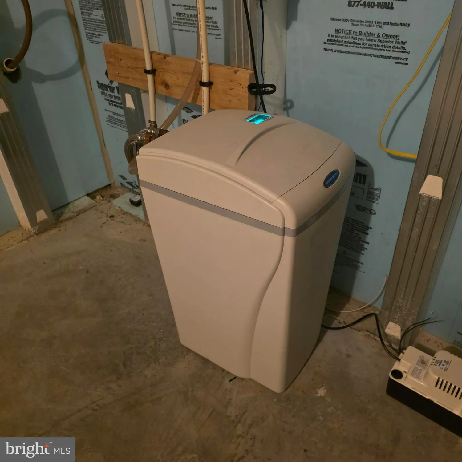 Property Slideshow image 39 of 47 | 854 cambridge dr, Manheim, PA, 17545