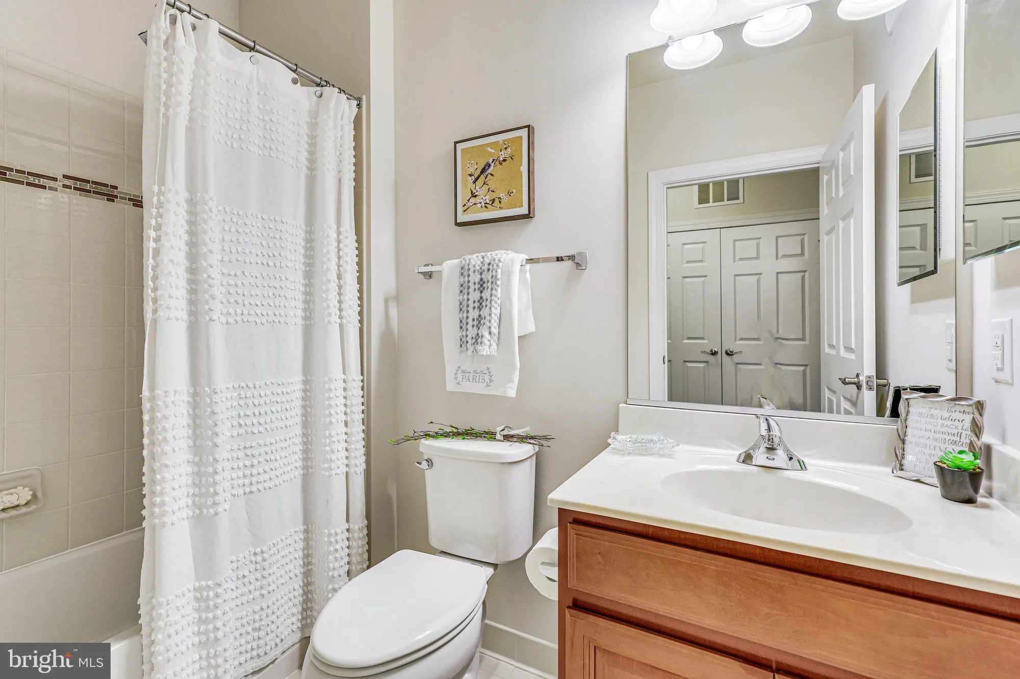 Property Slideshow image 19 of 54 | 15110 heather mill ln apt 201, Haymarket, VA, 20169